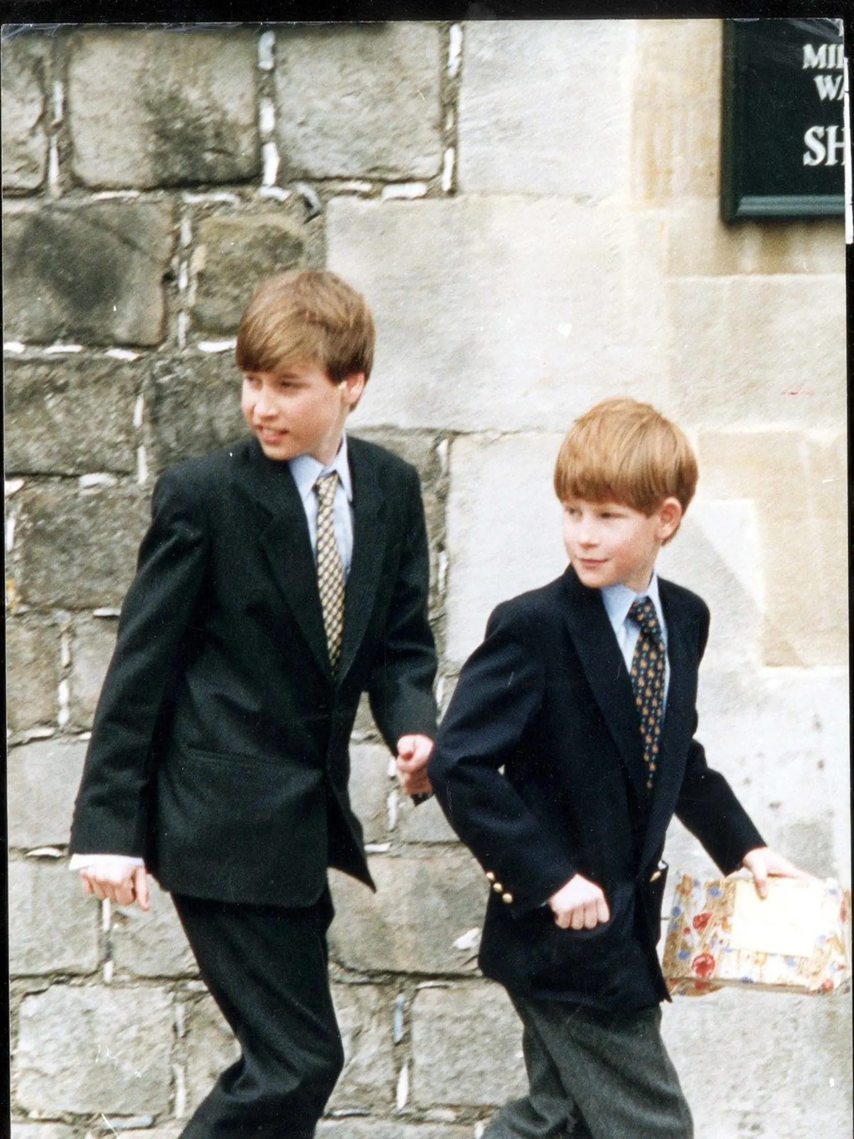 William a Harry v apríli 1994.