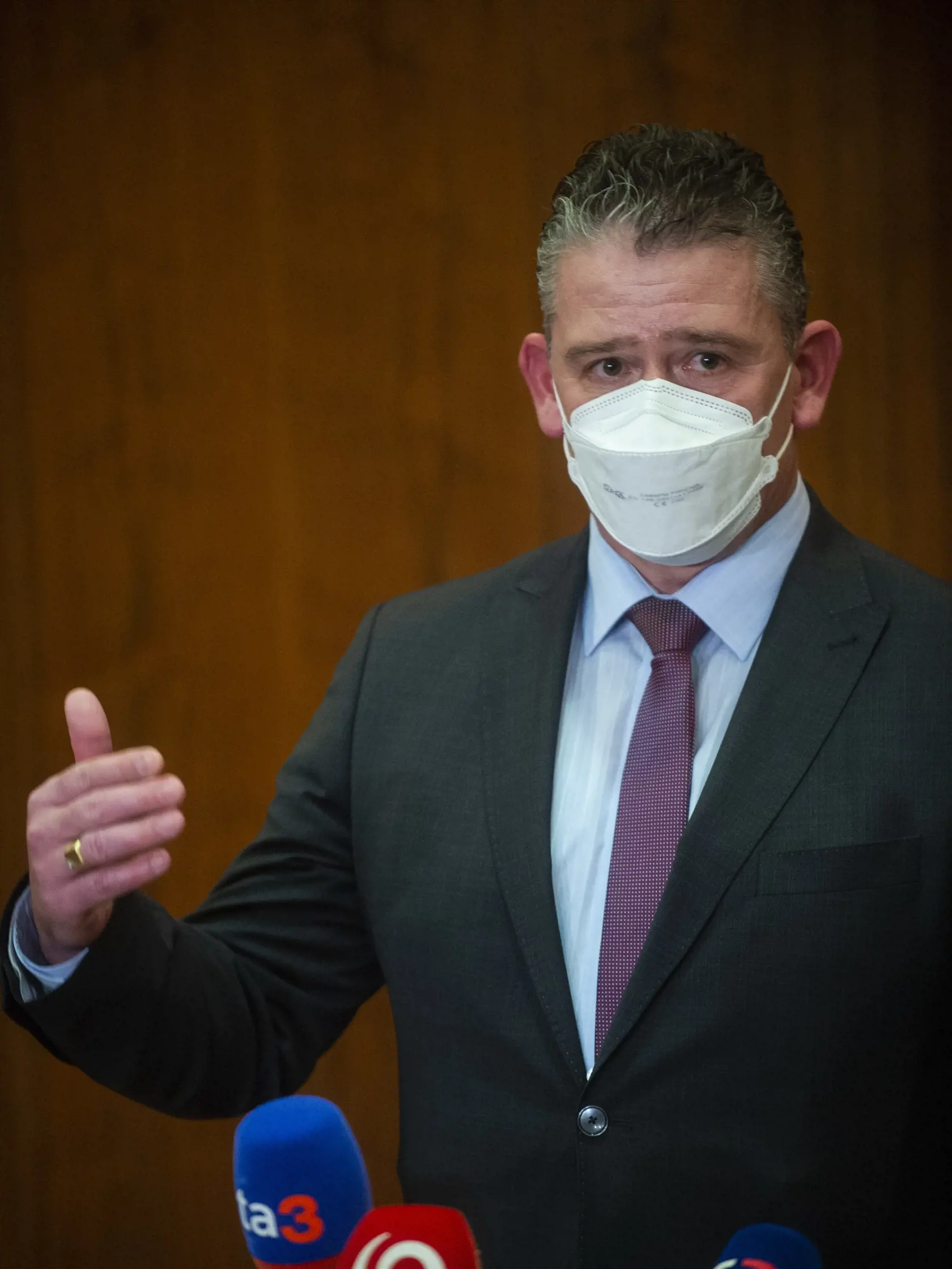 Na snímke minister vnútra SR Roman Mikulec (OĽaNO) počas tlačovej konferencie 25. januára 2022 v Bratislave. FOTO TASR - Jakub Kotian