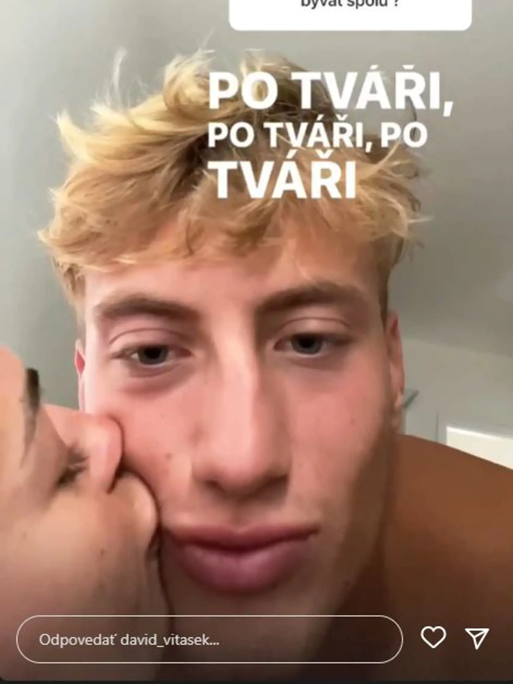 David a Natália zverejnili aj video z postele.