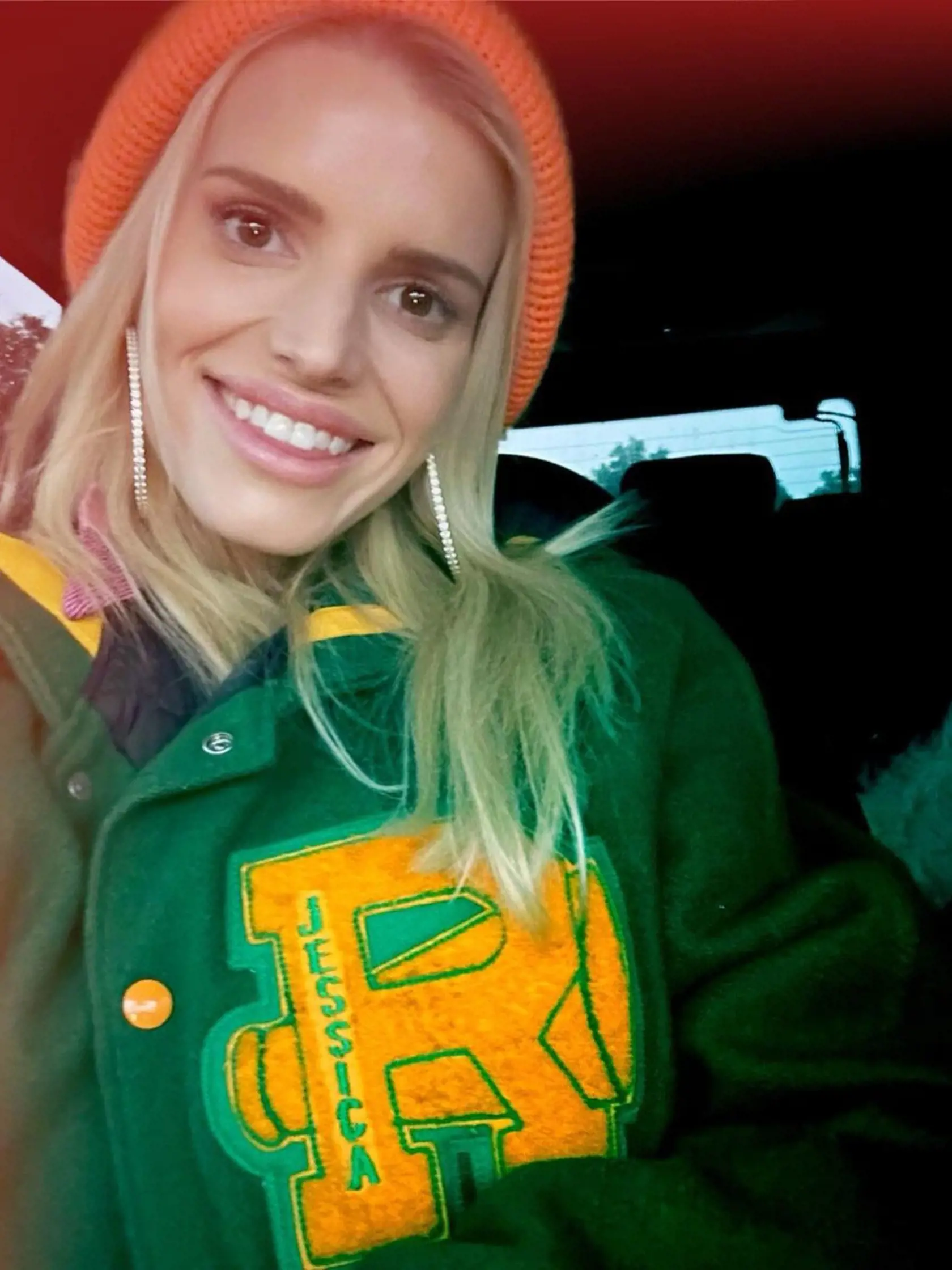 Jessica Simpson touto fotkou vydesila fanúšikov. Má extrémne chudú tvár.
