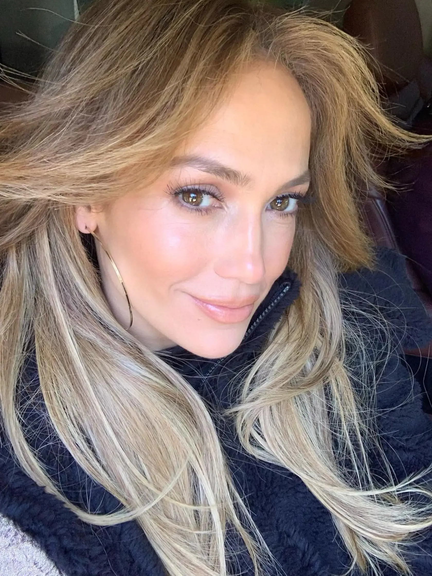 Úplne prirodzené fotky Jennifer Lopez