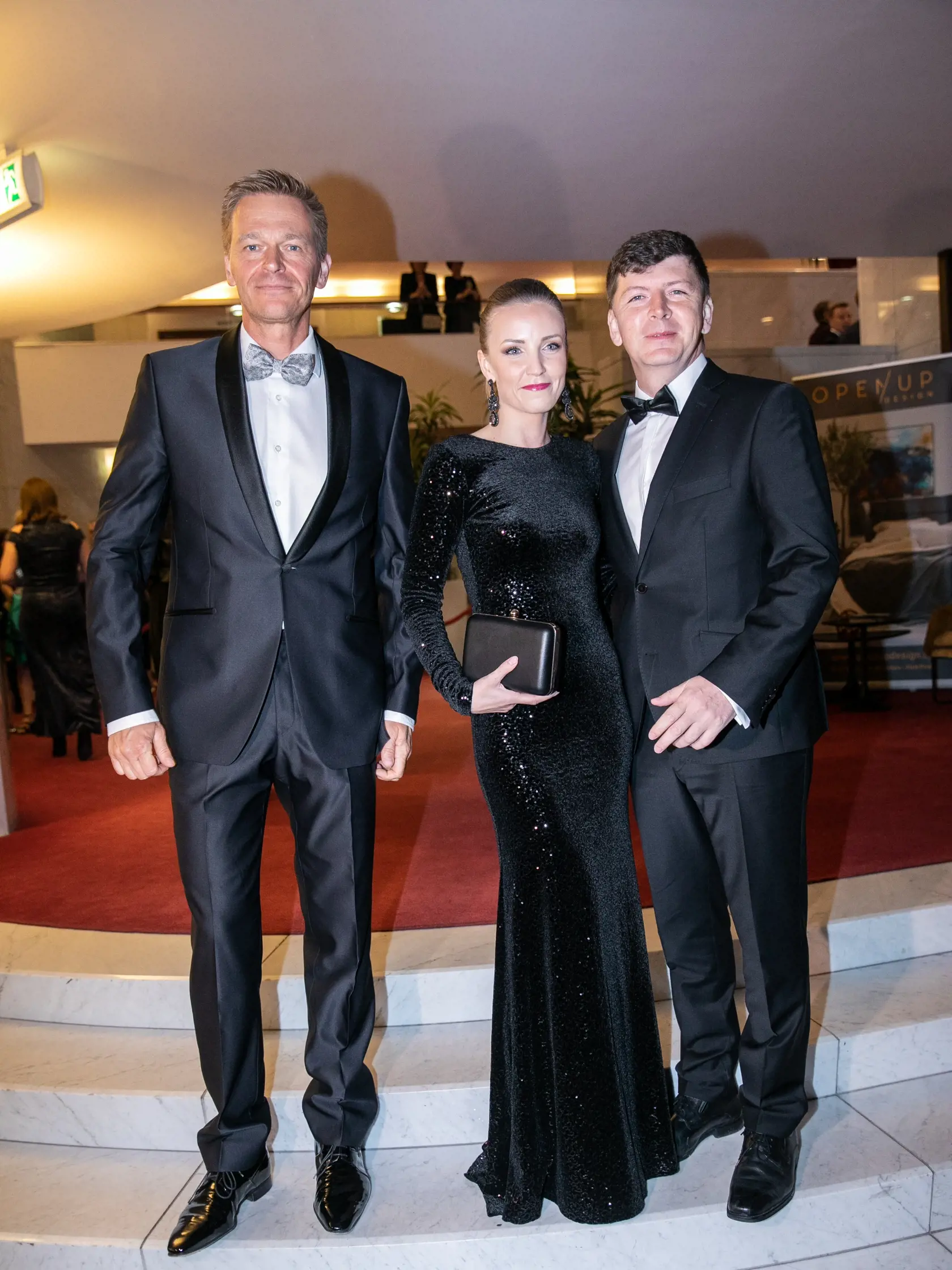 Príchody OTO 2019 na fotke Martin Nikodým, Andrej Bičan s priateľkou Michaelou