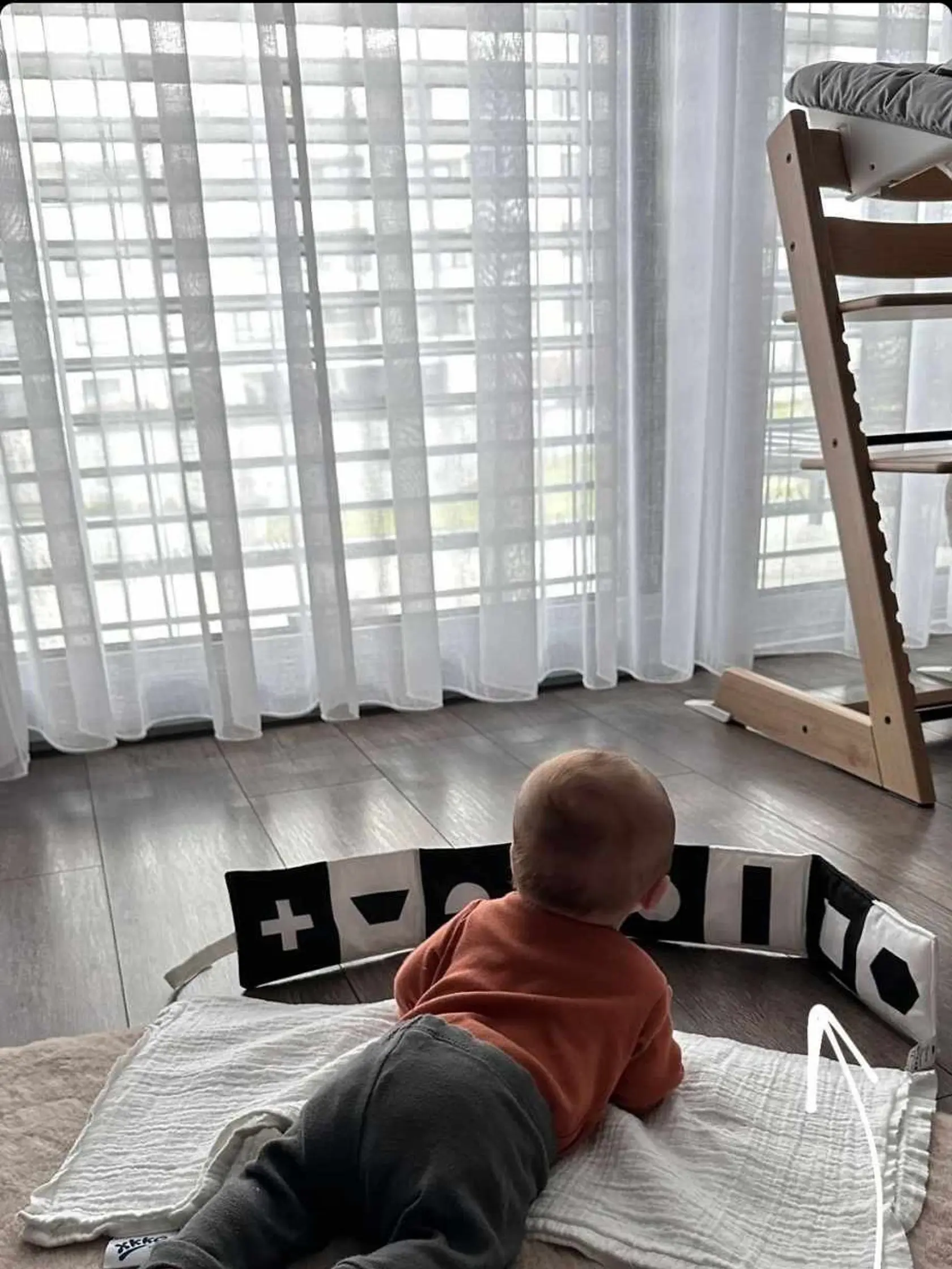 Ráchel sa podelila o ďalšie zábery jej synčeka Jakubka.