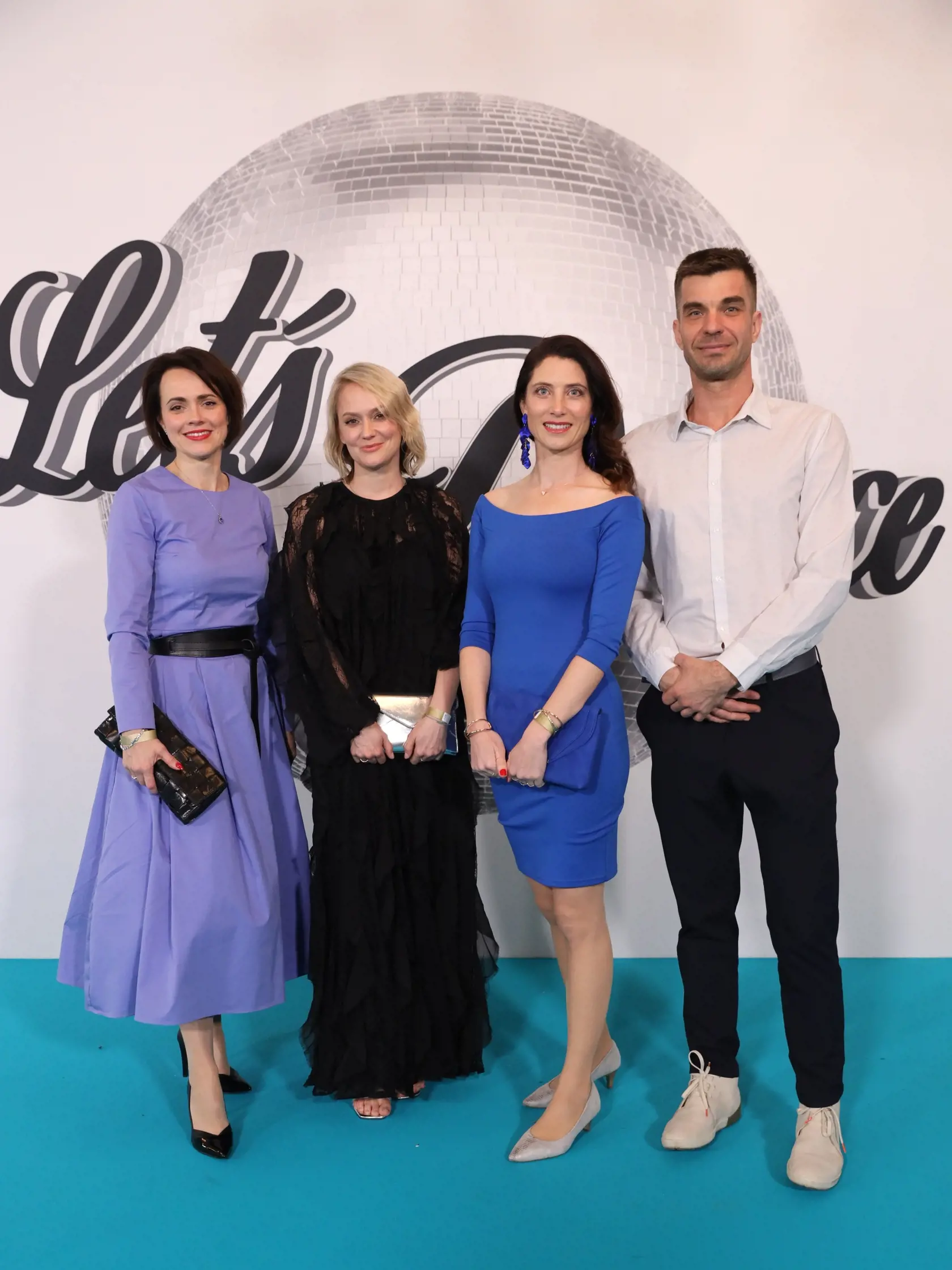 Let´s Dance, 2. kolo, outfity z modrého koberca