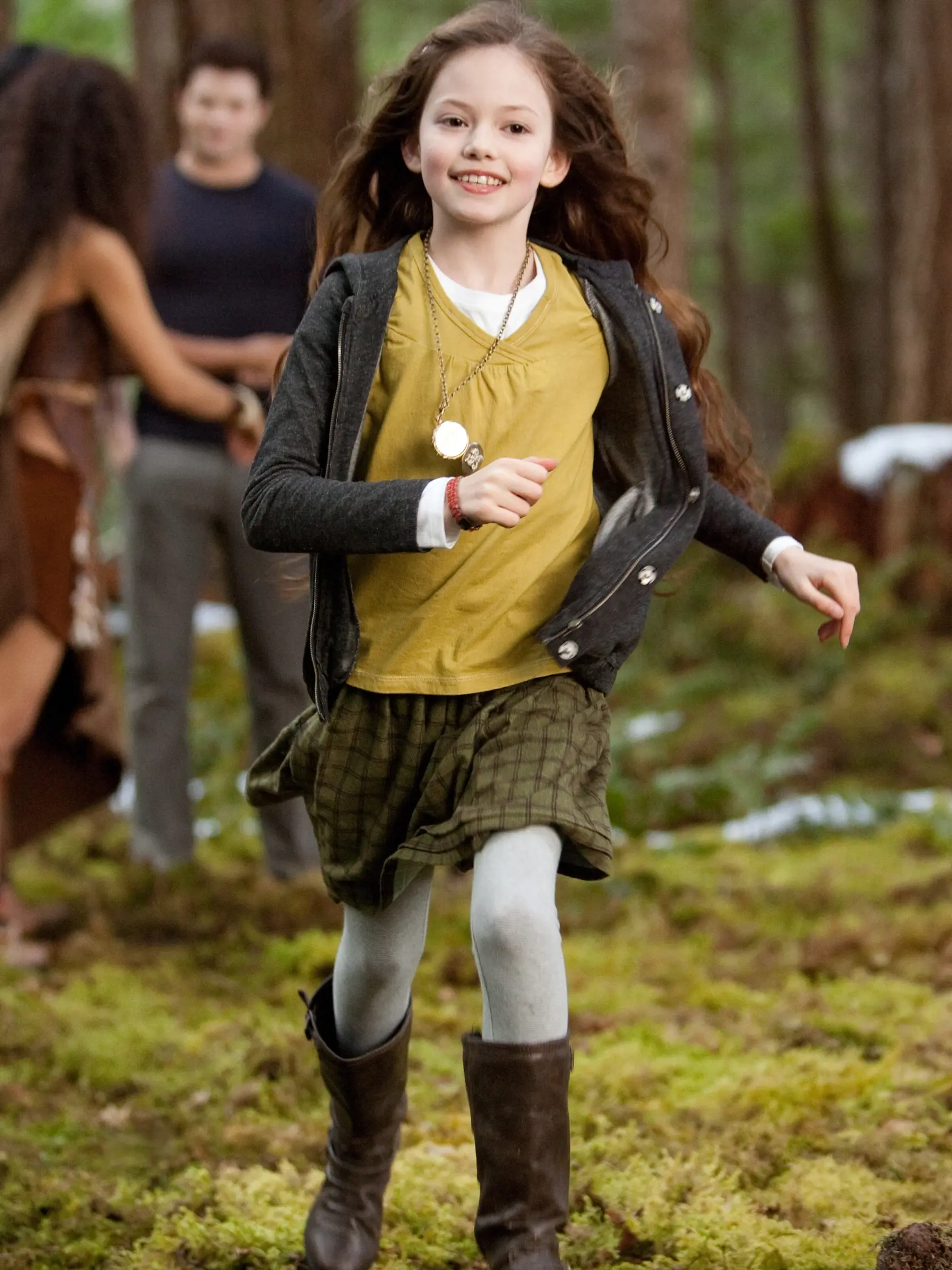 MACKENZIE FOY mala iba 10 rokov, keď si zahrala malú Renesmee.