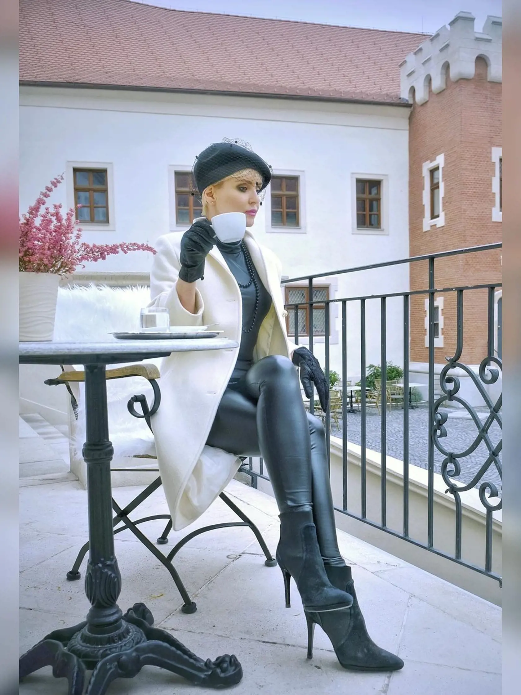 Kvetka Horváthová je maniačka na kabáty