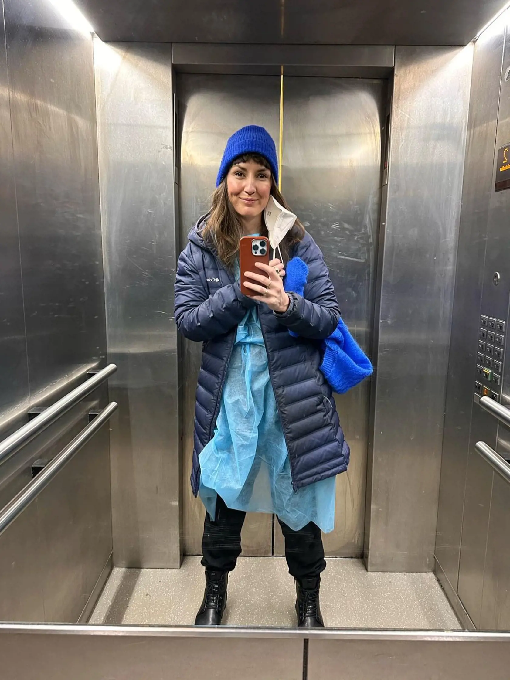 Fotka z nemocničného výťahu - Tamara Šimončíková bola pri pôrode svojej sestry Babsy. Rodila 24. decembra.