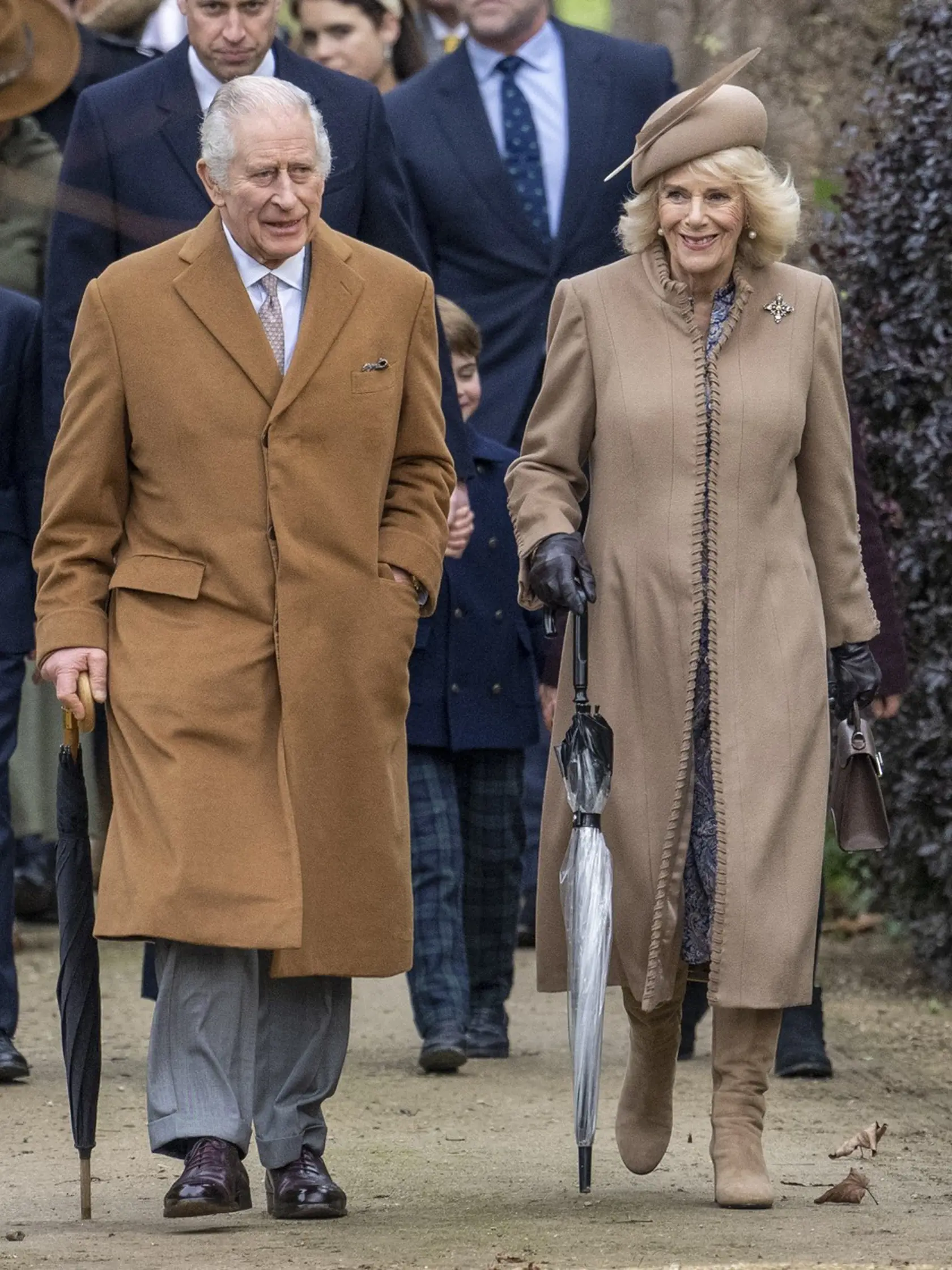 Britský kráľ Karol III. s manželkou kráľovnou Camillou