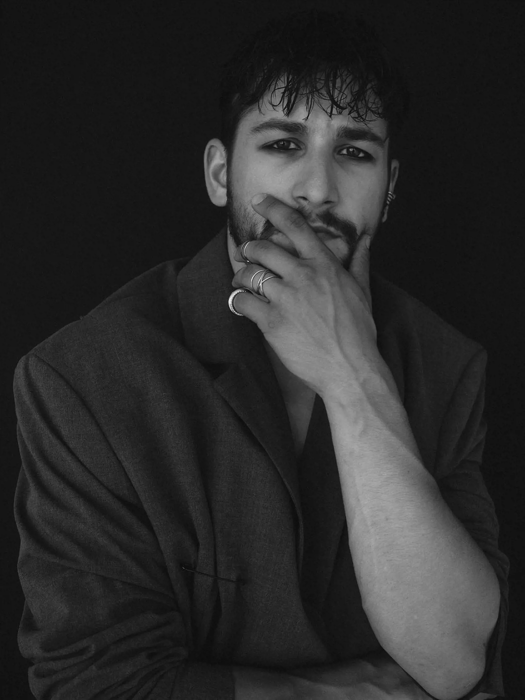Jakub na najnovších fotografiách vyzerá dokonale!