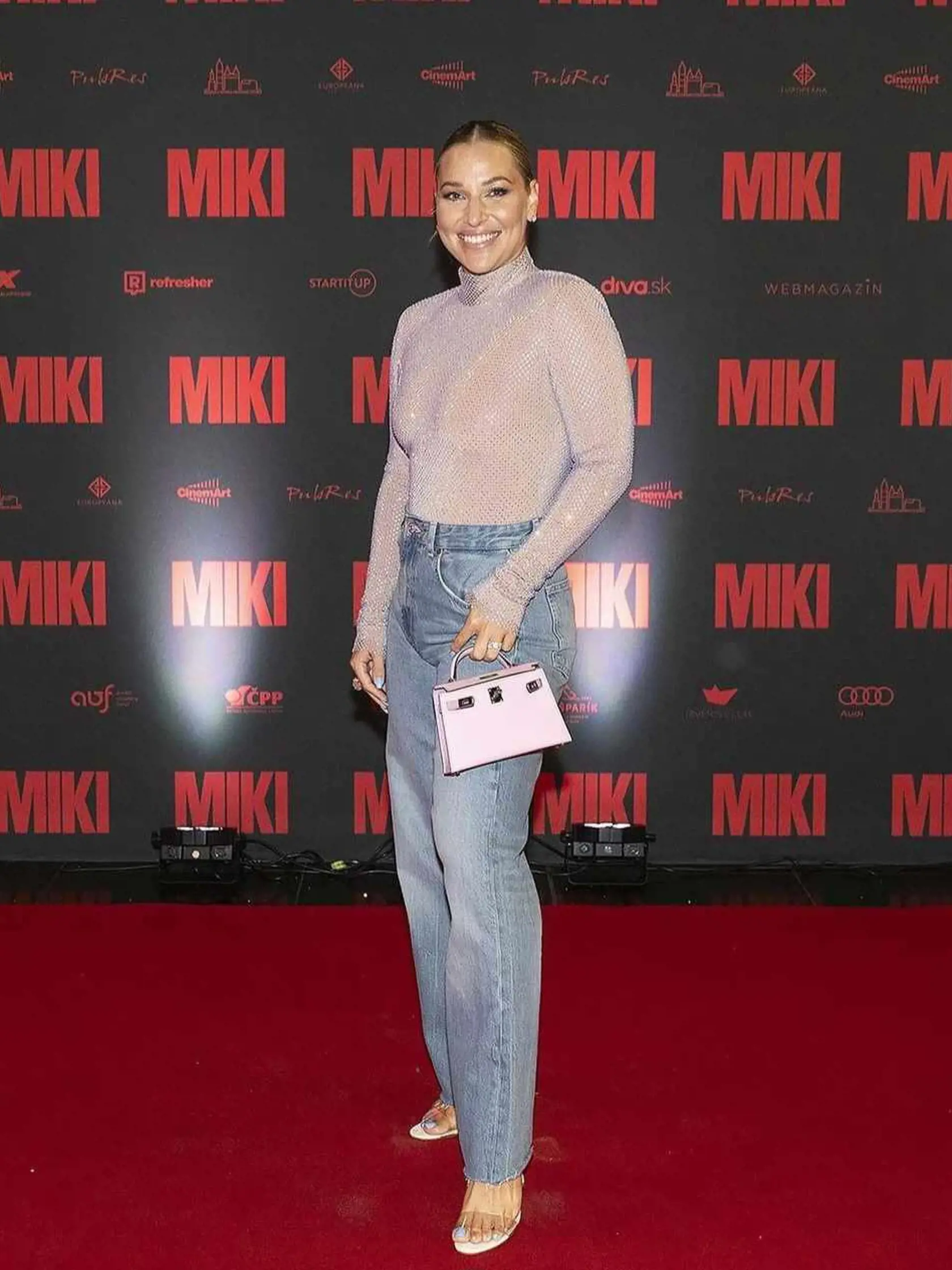 Dominika predviedla na premiére schudnutú postavu.