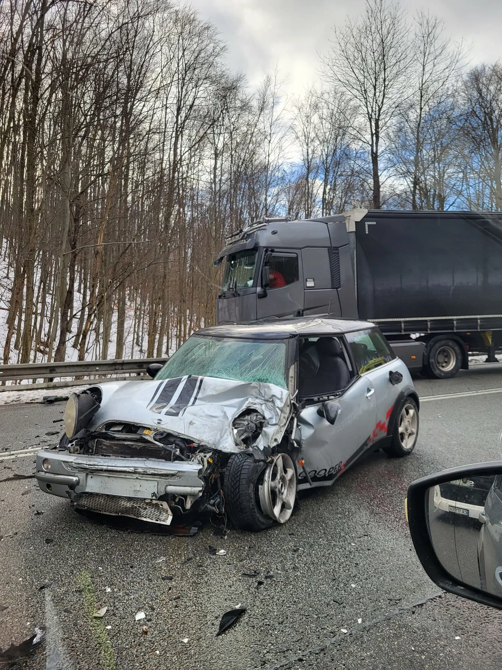 Vodič utrpel ťažké zranenia.