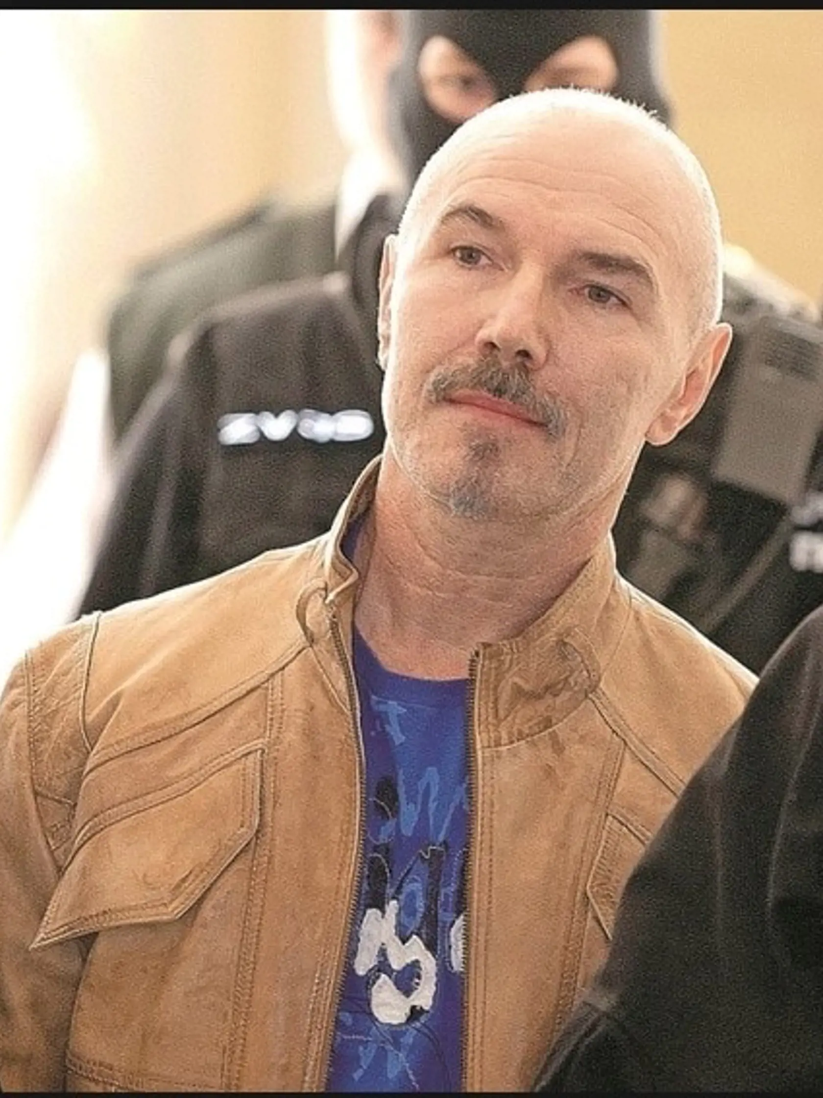 Jozef Roháč: Obvinený z vraždy Júliusa Tótha. Tóthovu vraždu si podľa polície objednal Peter Muszka, údajne šéf konkurenčnej skupiny. Vo vyšetrovacom spise sa spomínajú aj ďalšie mená, ktoré sa mali podieľať na Tóthovej likvidácii, ako Karol Szatmári, Mikuláš Černák, bratia Ivan a Karol Mellovci, Jozef Roháč a Zsolt Ballok.