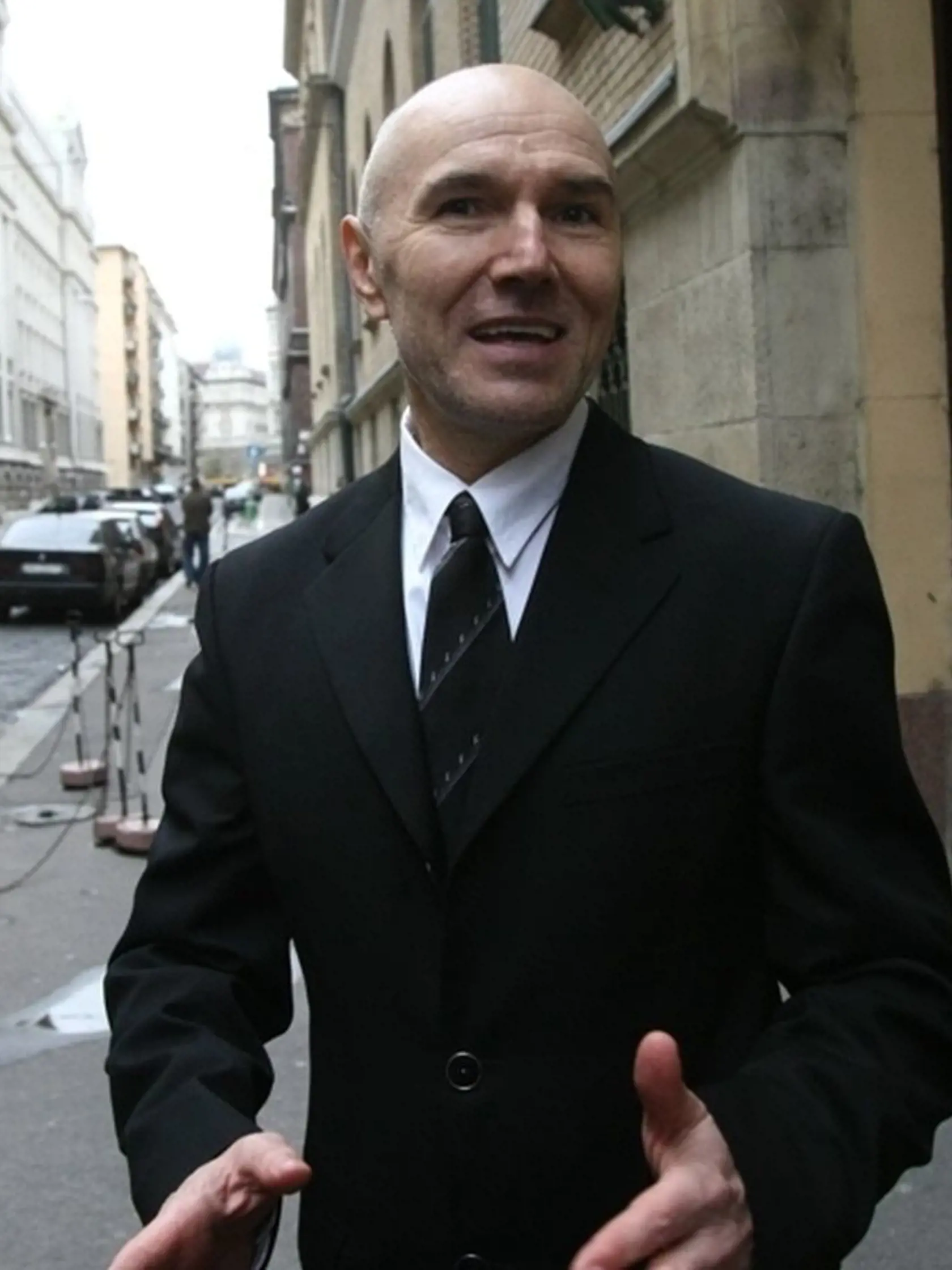 Jozef Roháč putuje na Slovensko.