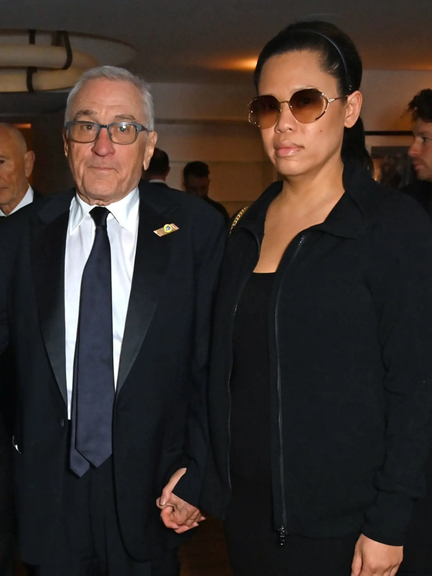 Robert de Niro s partnerkou a matkou jeho siedmeho potomka v Cannes