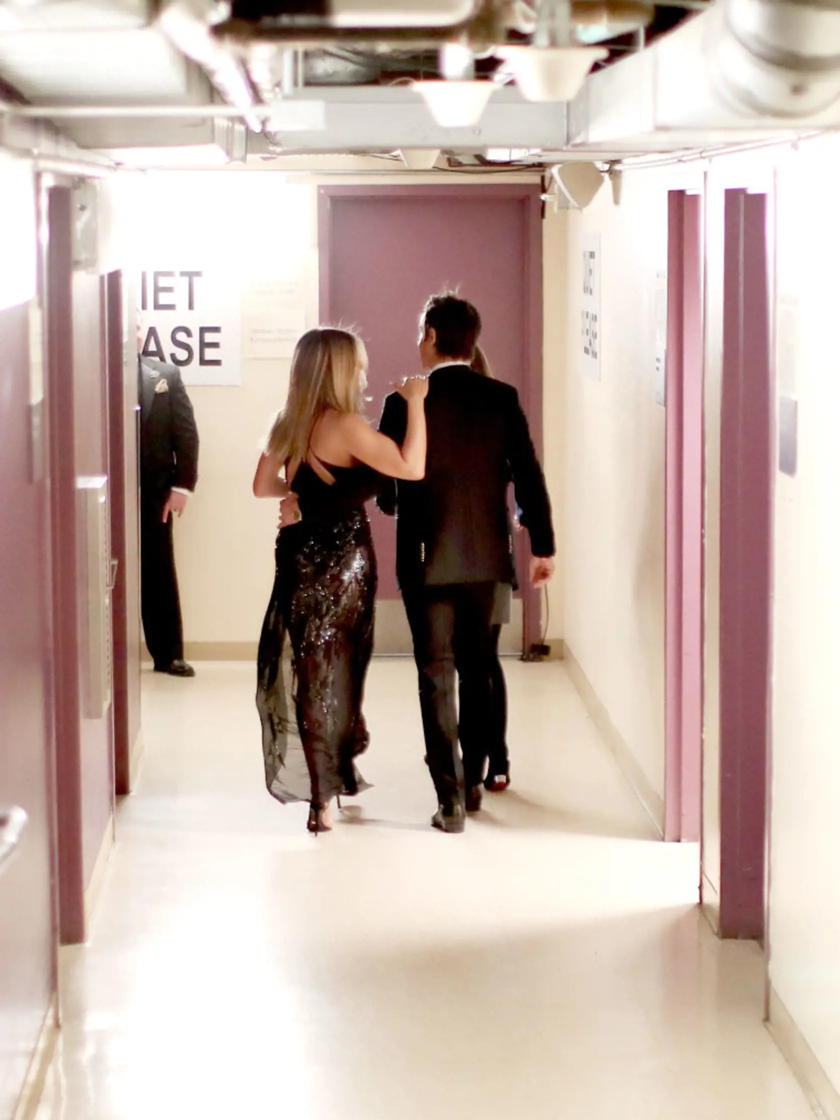 HOLLYWOOD, CA - FEBRUARY 26:  Actors Jennifer Aniston (L) and Justin Theroux pose backstage during the 89th Annual Academy Awards at Hollywood & Highland Center on February 26, 2017 in Hollywood, California.  (Photo by Christopher Polk/Getty Images)