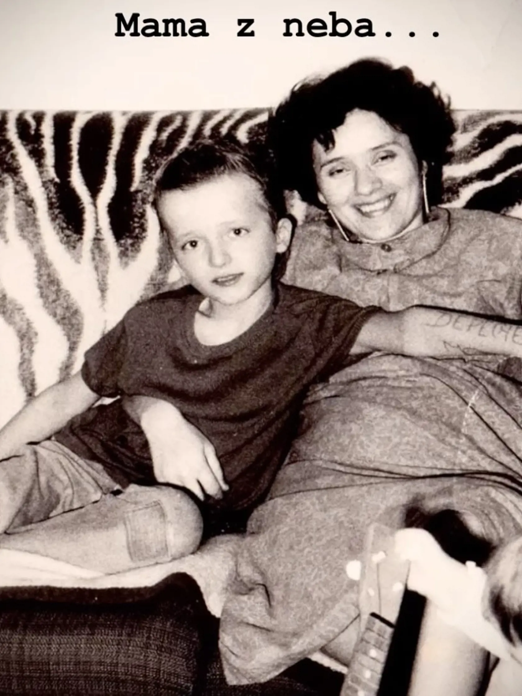 Dano zverejnil fotku s mamou, ku ktorej napísal veľavravný popis "Mama z neba". Ide o názov piesne, ktorú predstavil pred 11 mesiacmi.