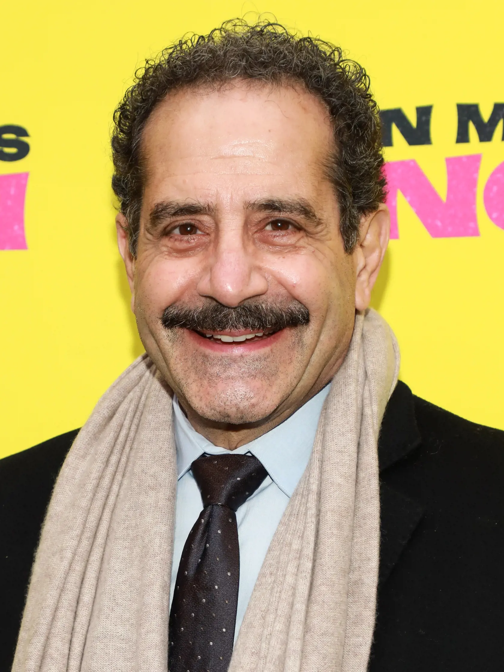 Milovaný a nenávidený seriálový Monk Tony Shalhoub oslávi tento rok 70.