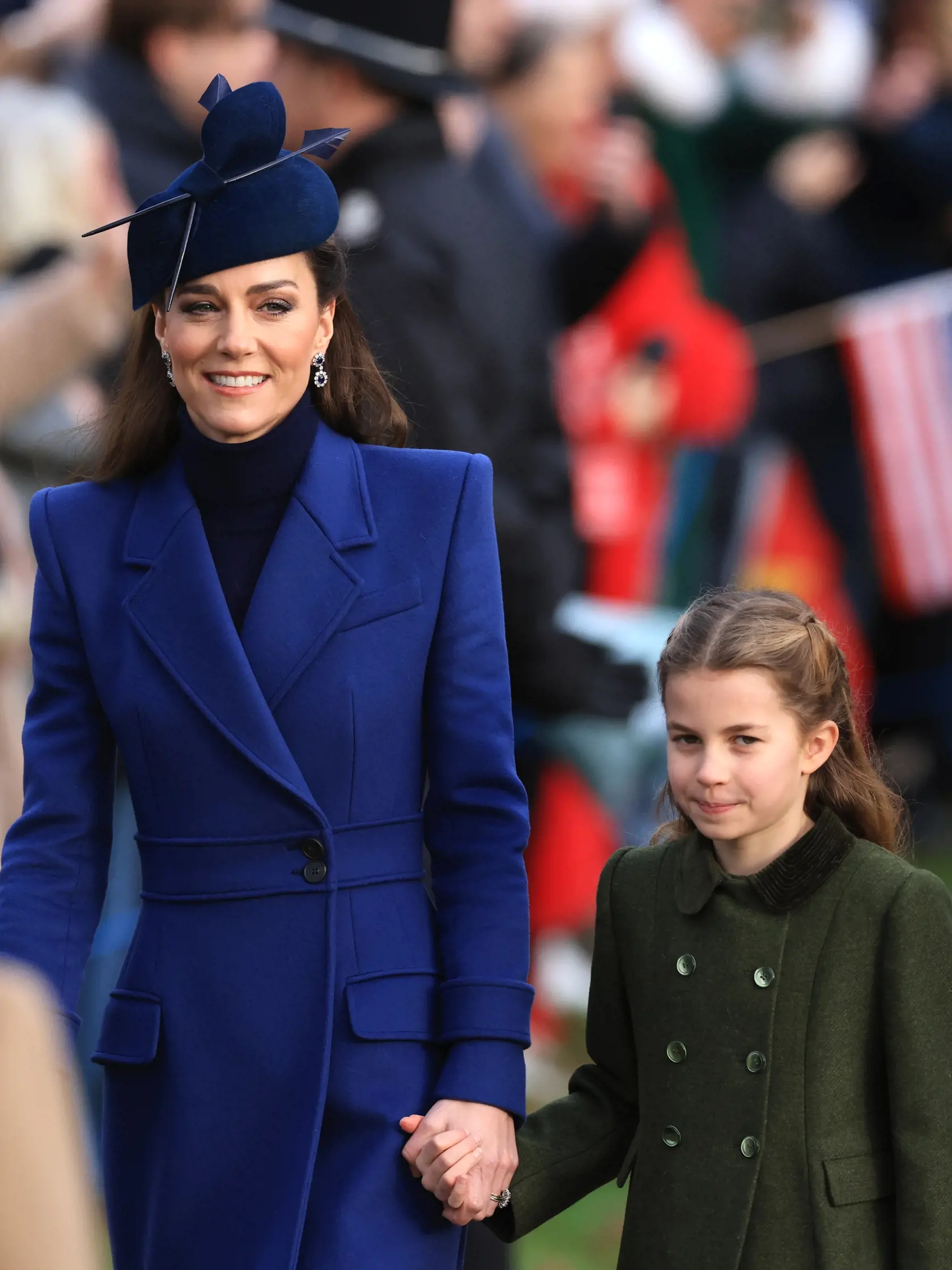 William prezradil, že Kate má pri sebe dve filipínske ošetrovateľky, ktoré sú vraj úžasne láskavé. A prečo padla voľba práve na ženy z juhovýchodnej Ázie? Sú totiž známe vrodenou trpezlivosťou a hlavne lojálnou mlčanlivosťou! Ich služby preto napríklad využila aj domácnosť Karla Gotta.