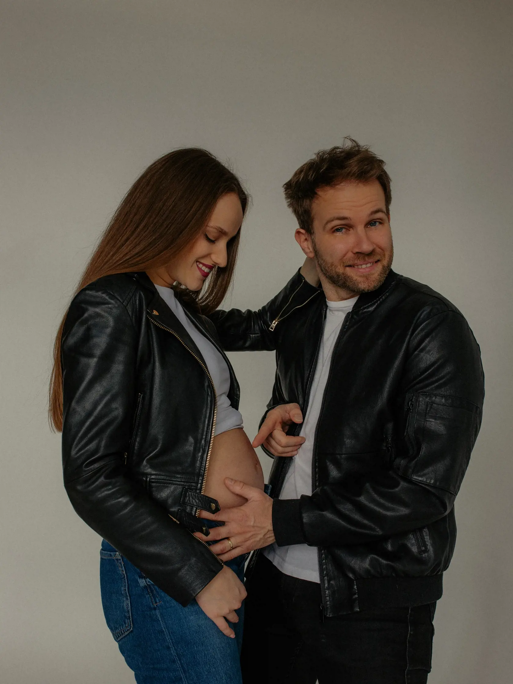 Bezdeda a jeho manželka Ivana si tehotenské fotenie s bruškom užívali.