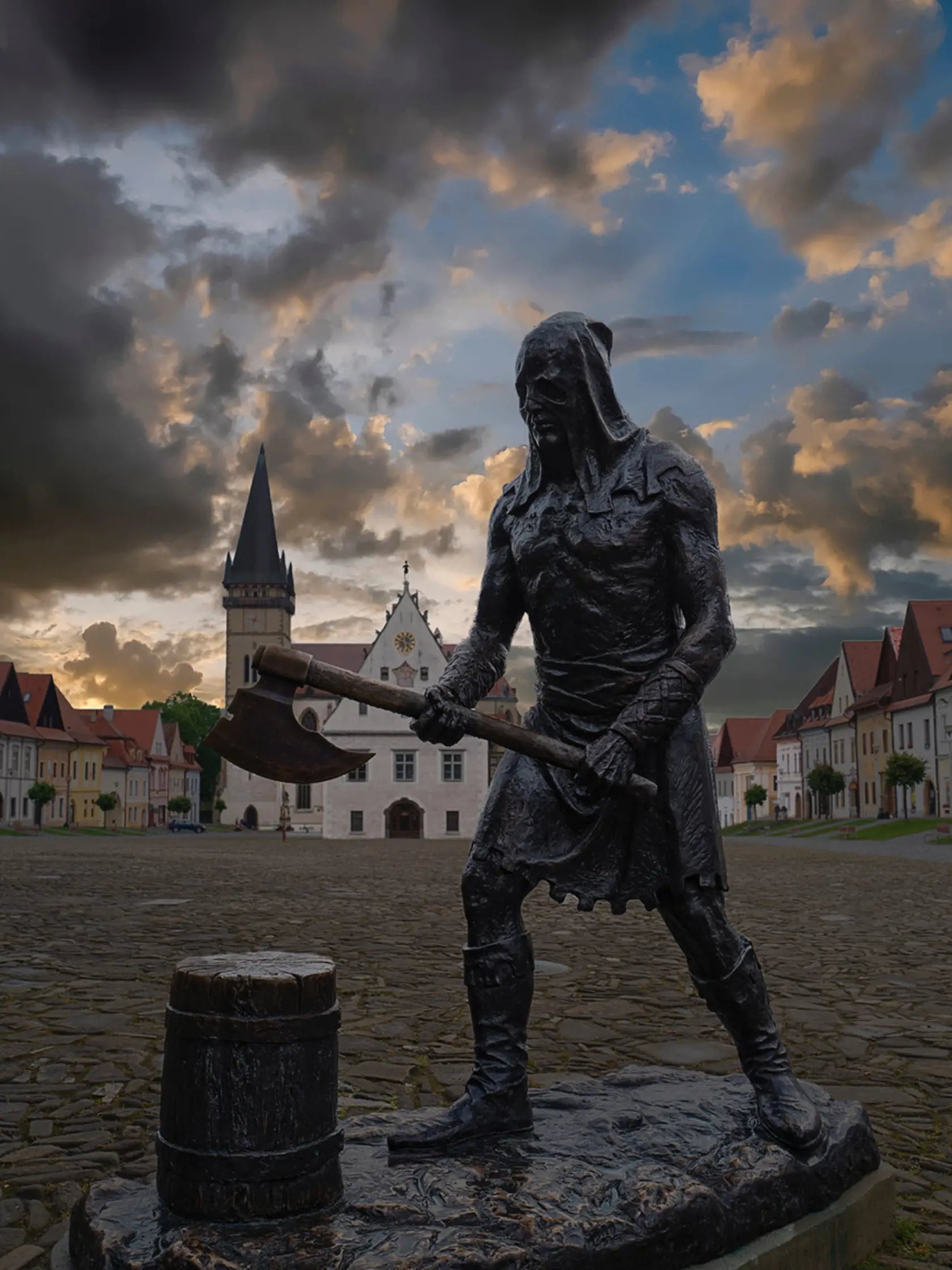 Kat mal v kostole svoju lavicu.
