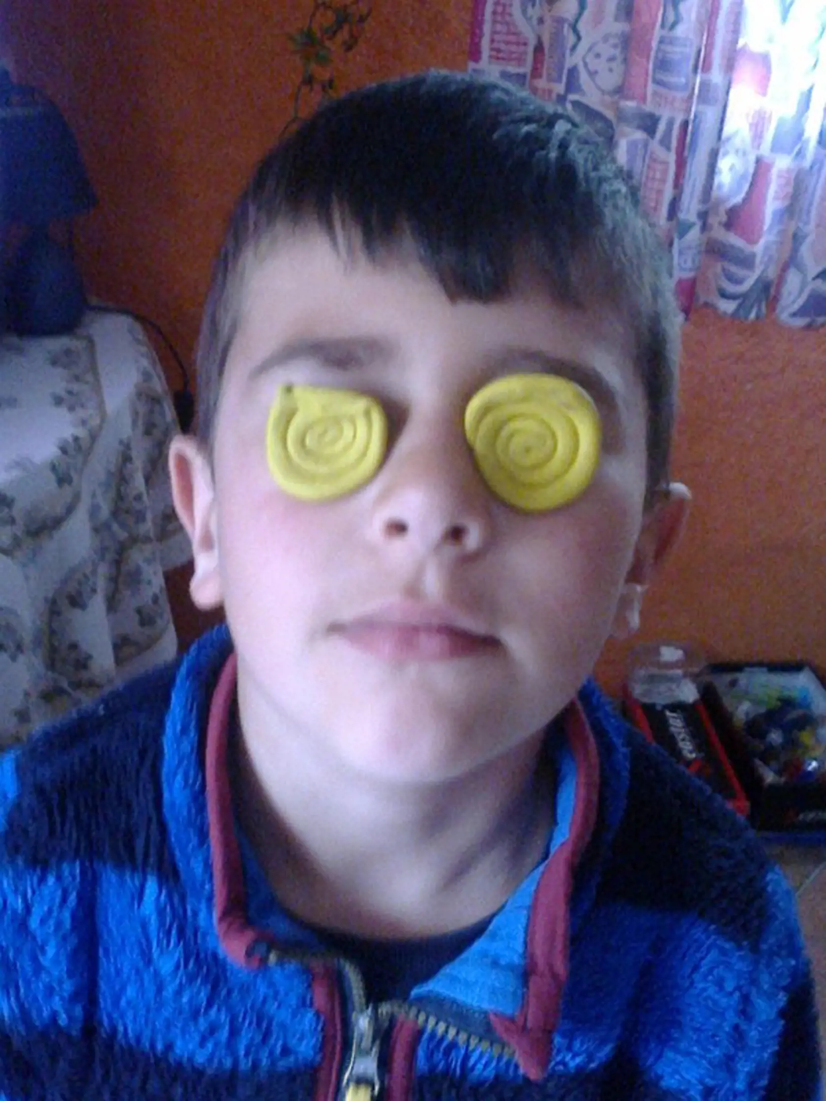 Miško vyrastal vo Vtáčkovciach.