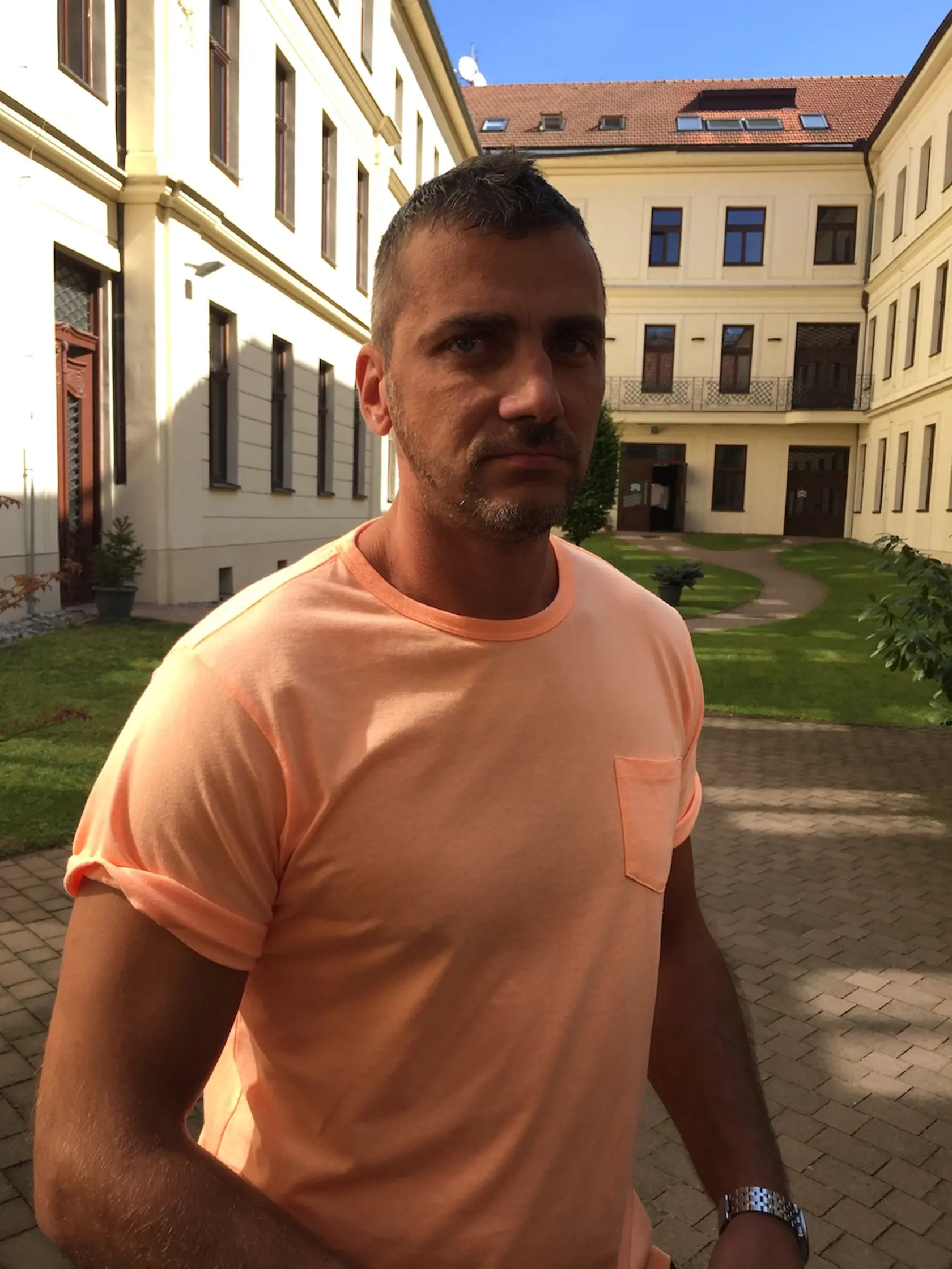 Petrove dvojča Pavol (38) bol na vyhlasovaní rozsudku, považuje ho za nespravodlivý a trest mierny.