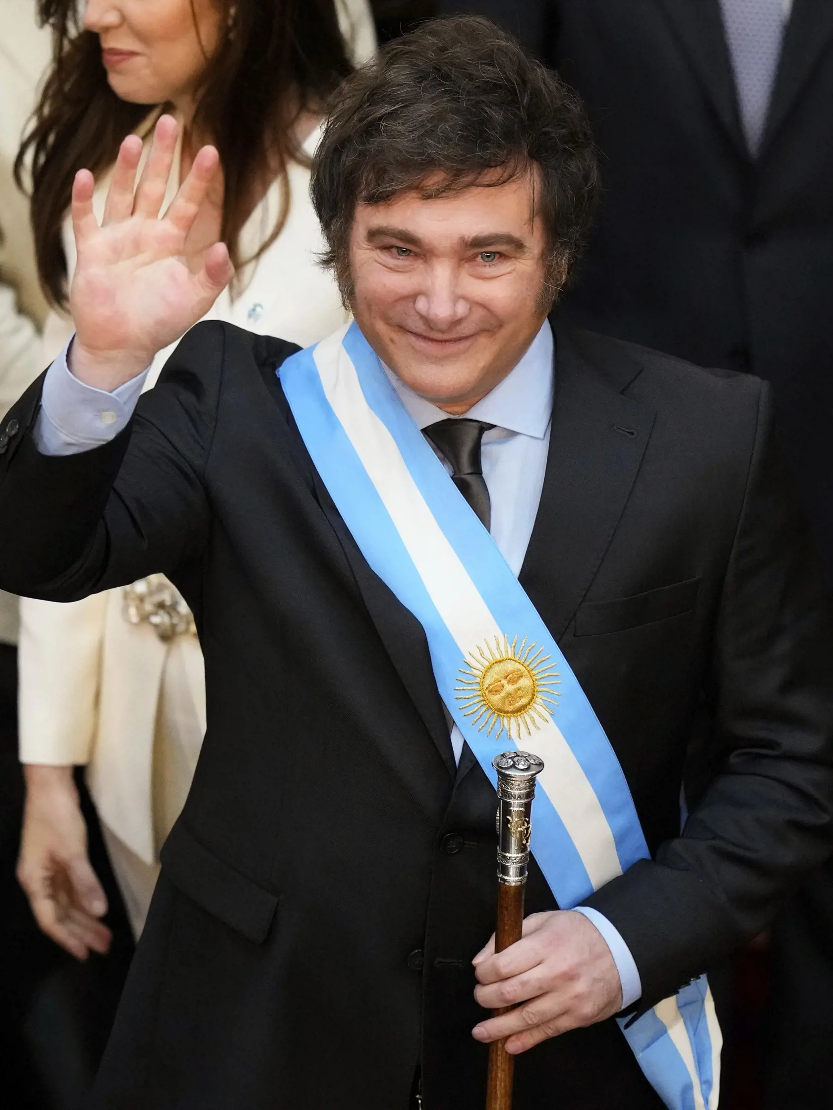 Na záver hovorca prezidenta uviedol, že okrem vystúpenia z WHO Argentína skúma aj možnosti odstúpenia od Parížskej klimatickej dohody.