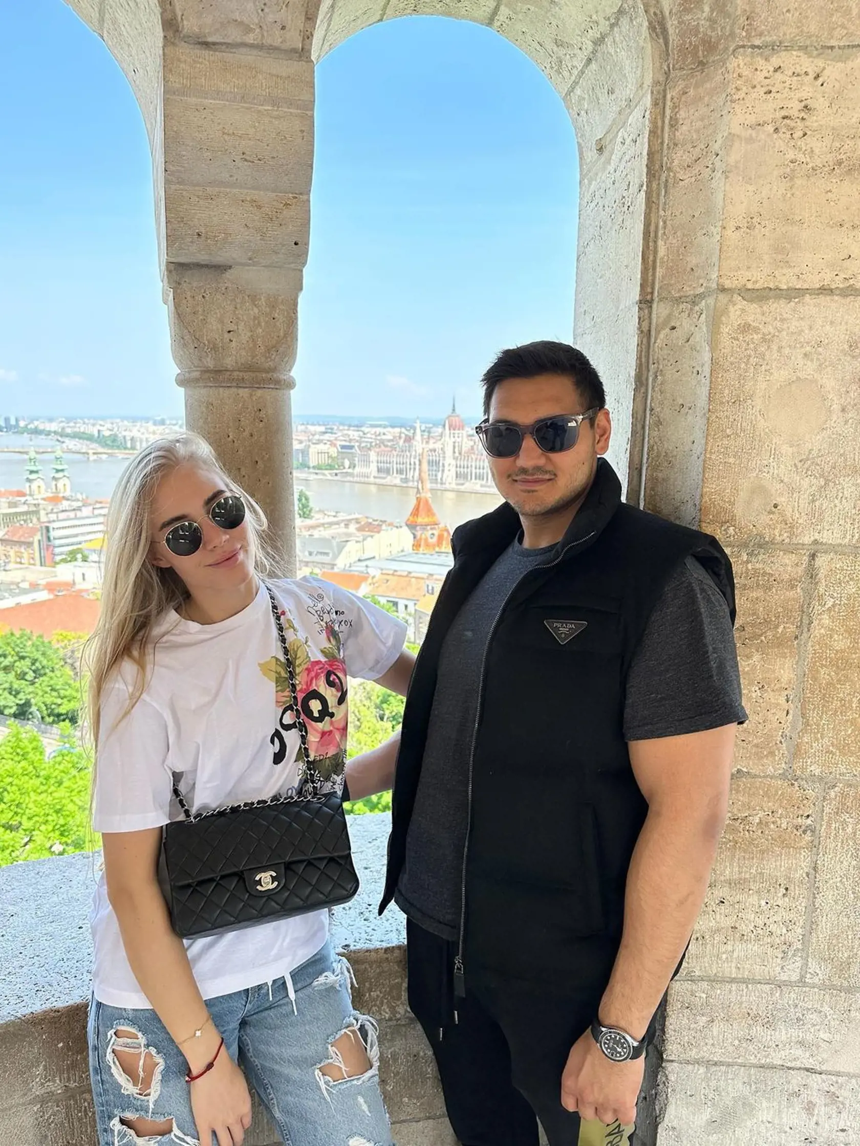Alexandra, dcéra Borisa Kollára, s priateľom v Budapešti.