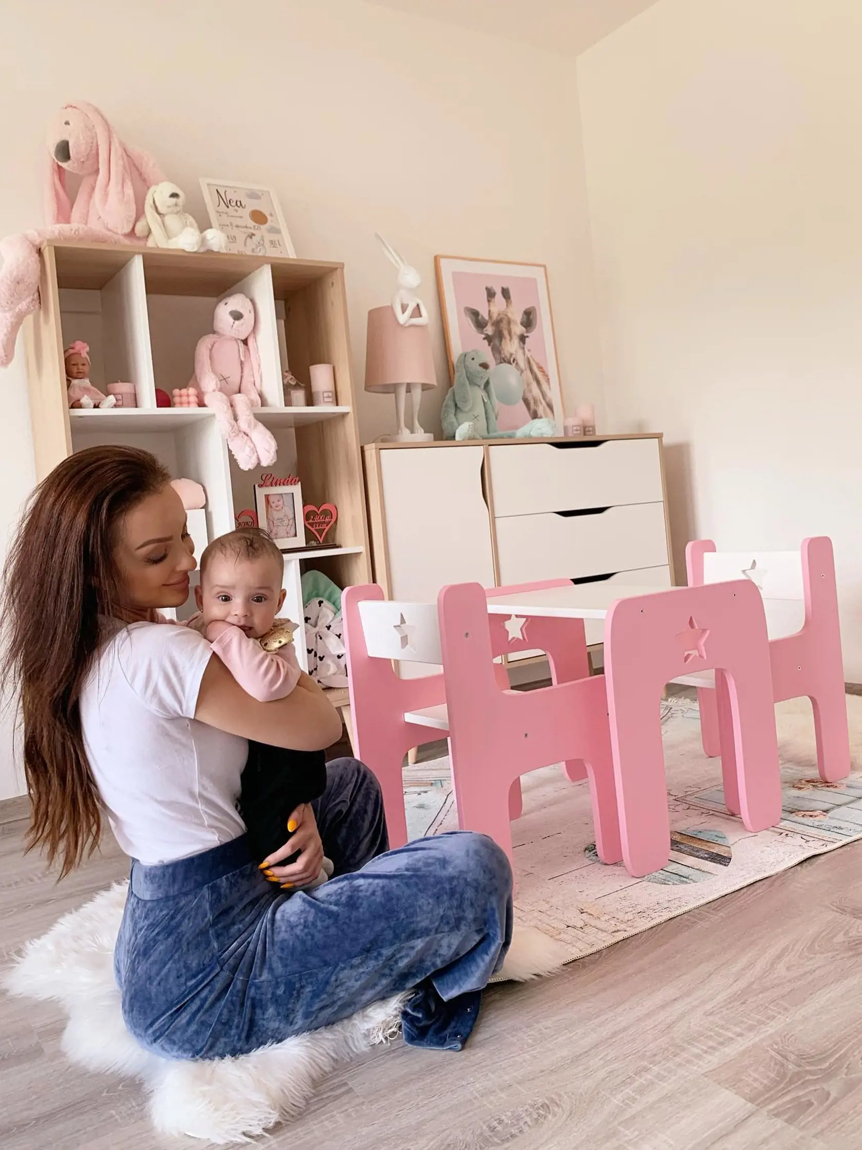 Veronika Nízlová je po narodení dcérky sexi mama.