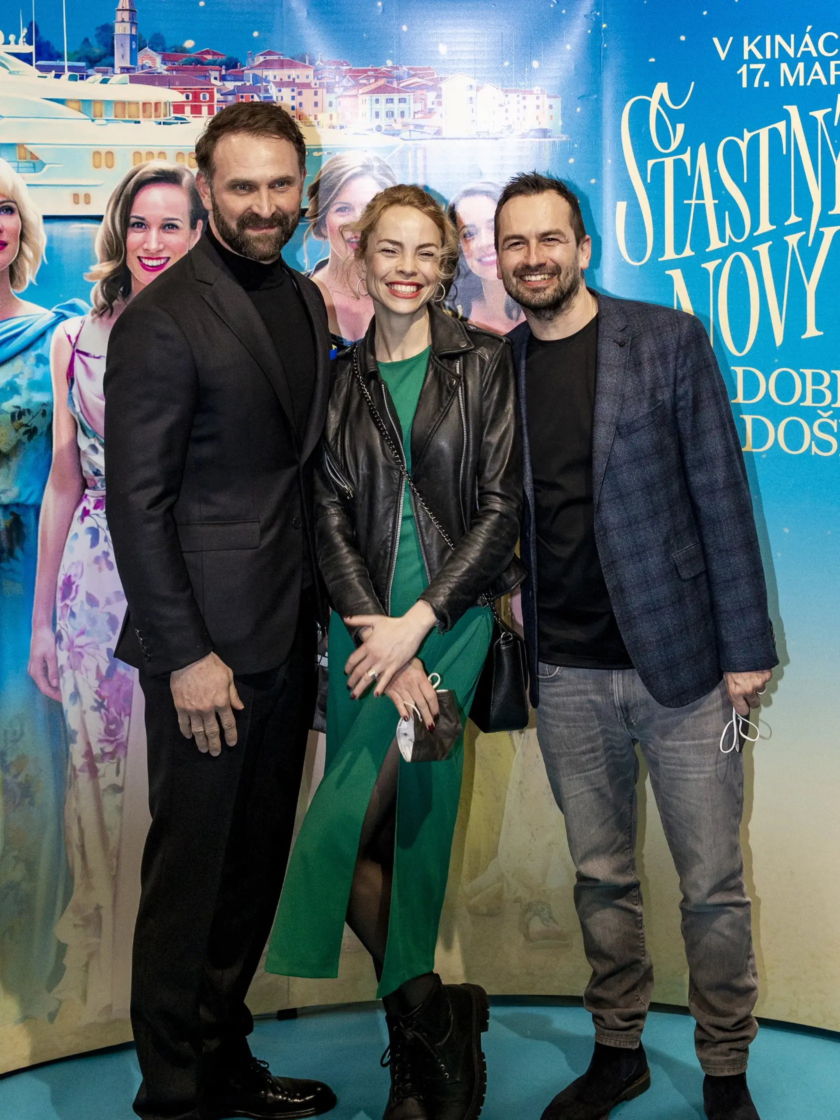 Premiera nového filmu “Šťastný nový rok 2”. Na snímke je Tomáš Maštalír, Dorota Šestáková a Rasťo Šesták.  