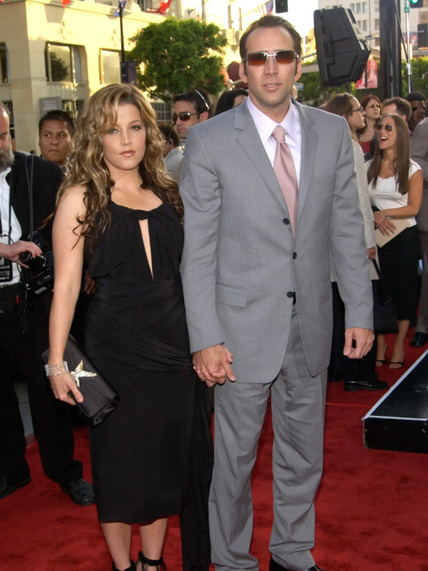 Herec Nicolas Cage s Lisou Marie Presleyv roku 2002.