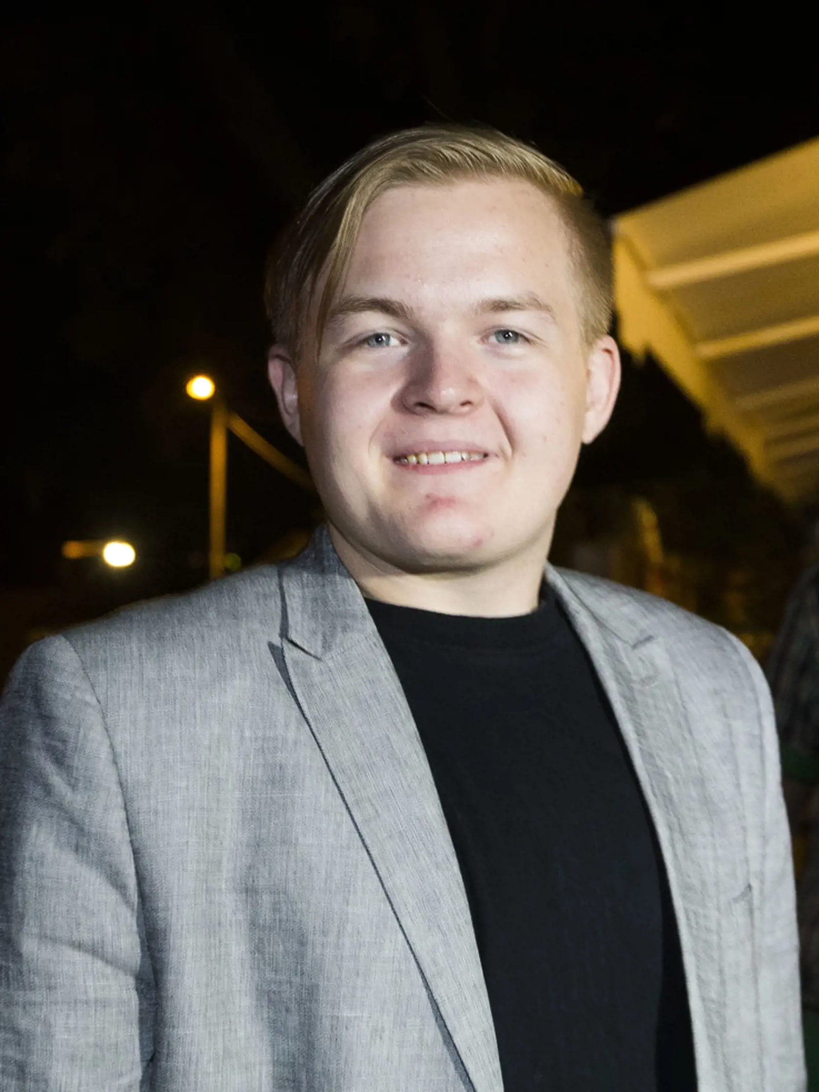 Artur sa nevie s reakciami ľudí vyrovnať.