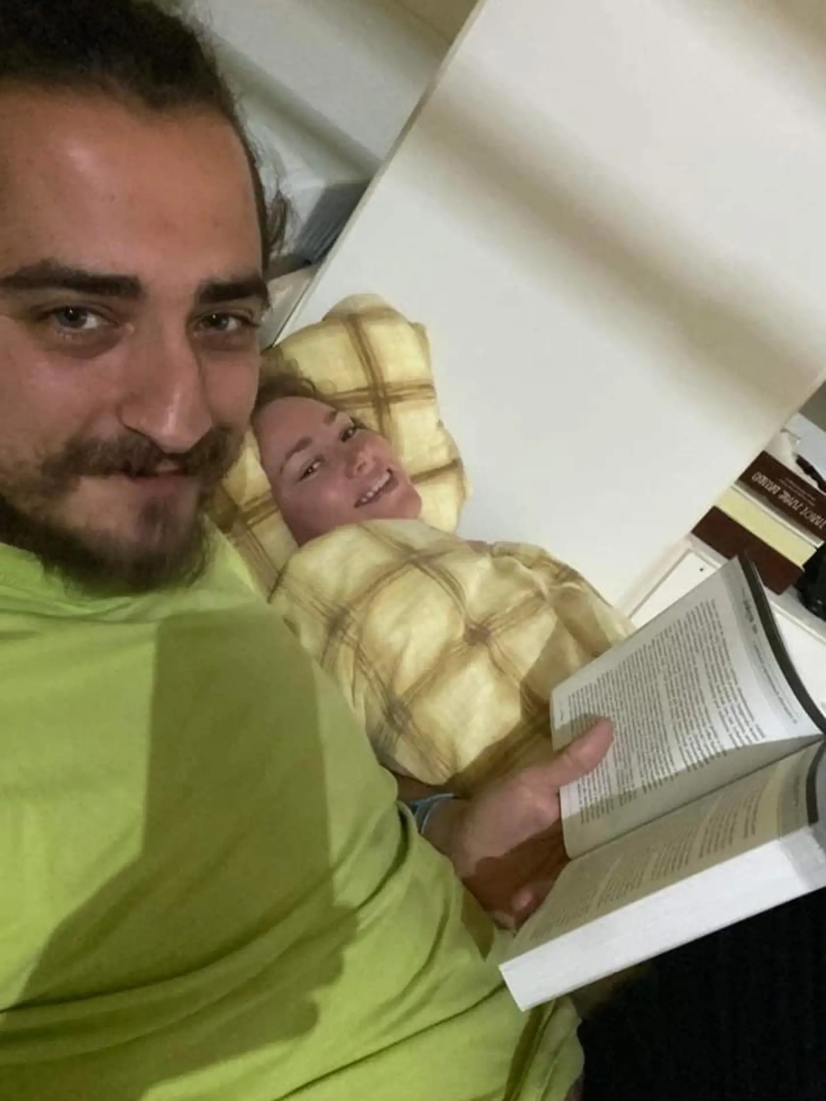 Natália a Michal sa stanú v decembri rodičmi dievčatka. "Chceli sme sa vám pochváliť, že prišiel pre nás ten čas. Prišiel bocian a priniesol nám Bubinku. Takže už sme Kuki a Bubi a Bubinka. Mikuláš tohtoročný nám prinesie malú šamanku."