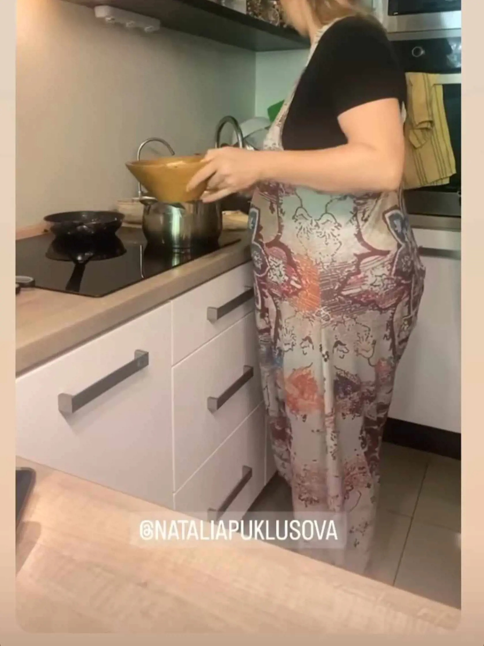 Natália Puklušová čoskoro porodí.