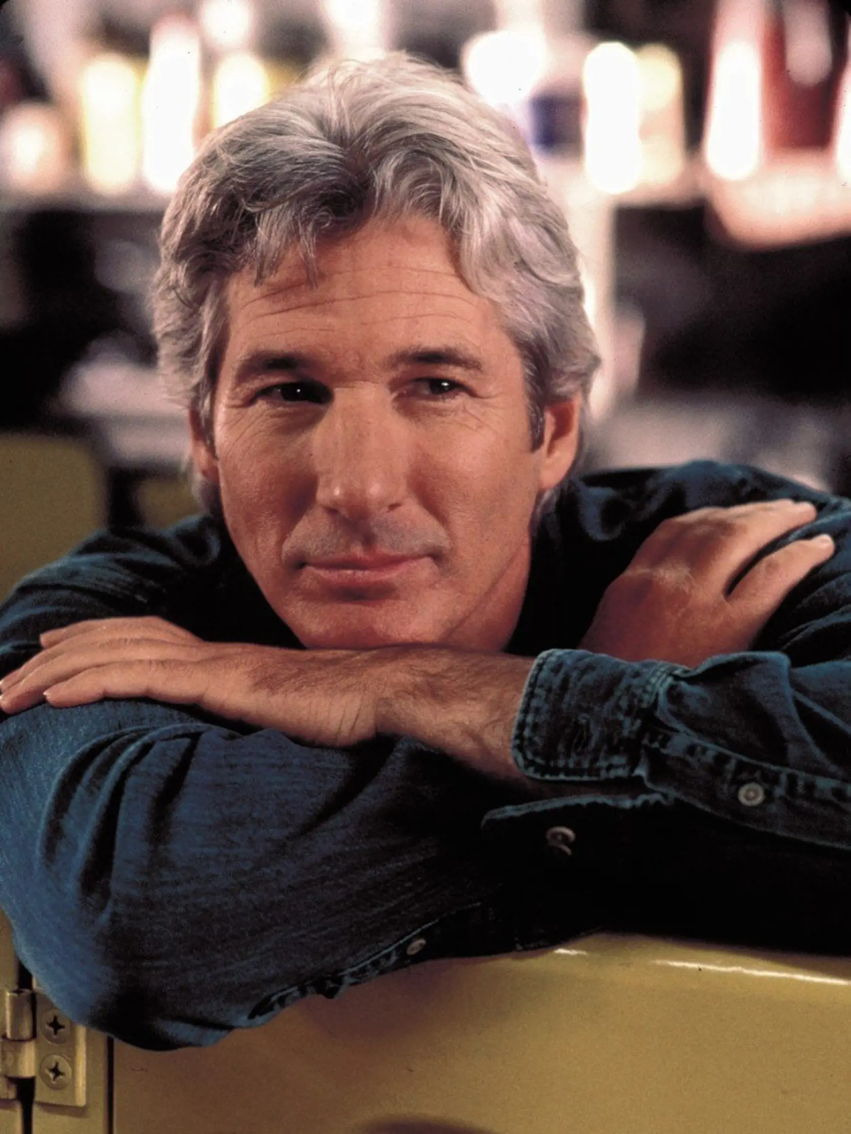1999; Runaway Bride. Original Film Title: Runaway Bride, PICTURED: RICHARD GERE, Composer: James Newton Howard, Director: Garry Marshall, IN CAST: Julia Roberts, Richard Gere, Hector Elizondo, Joan Cusack, Laurie Metcalf, Rita Wilson, Image: 93950575, License: Rights-managed, Restrictions: This image is NOT available for commercial or promotional use and is being made available for editorial reference usage only., Model Release: no, Credit line: Profimedia, Entertainment Pictures