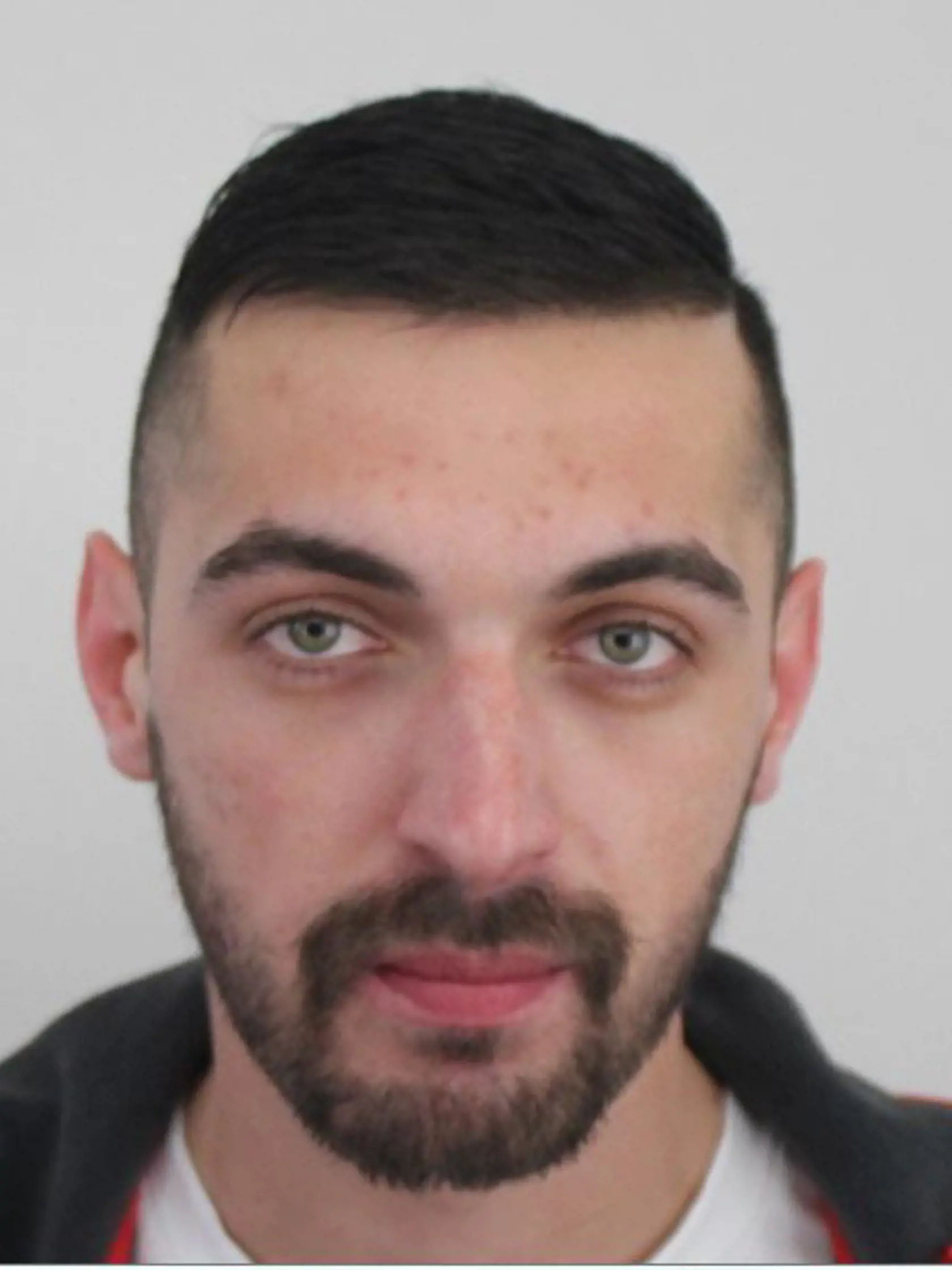 26-ročný Branislav Billa sa nedostavil na výkon trestu, úmyselne sa skrýva.