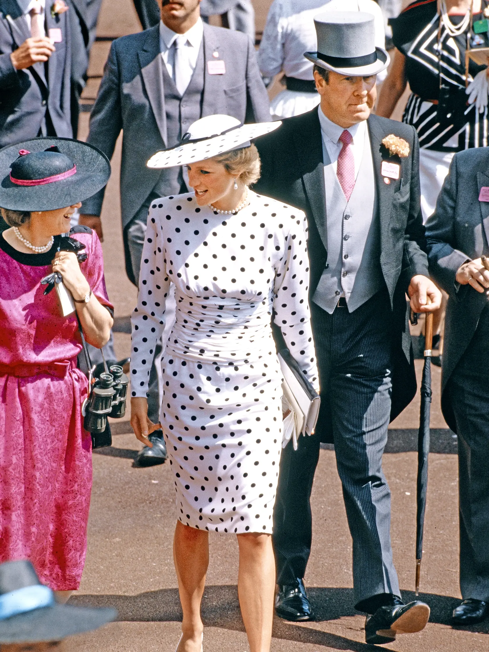 1998. Lady Diana na dostihoch v Acote.