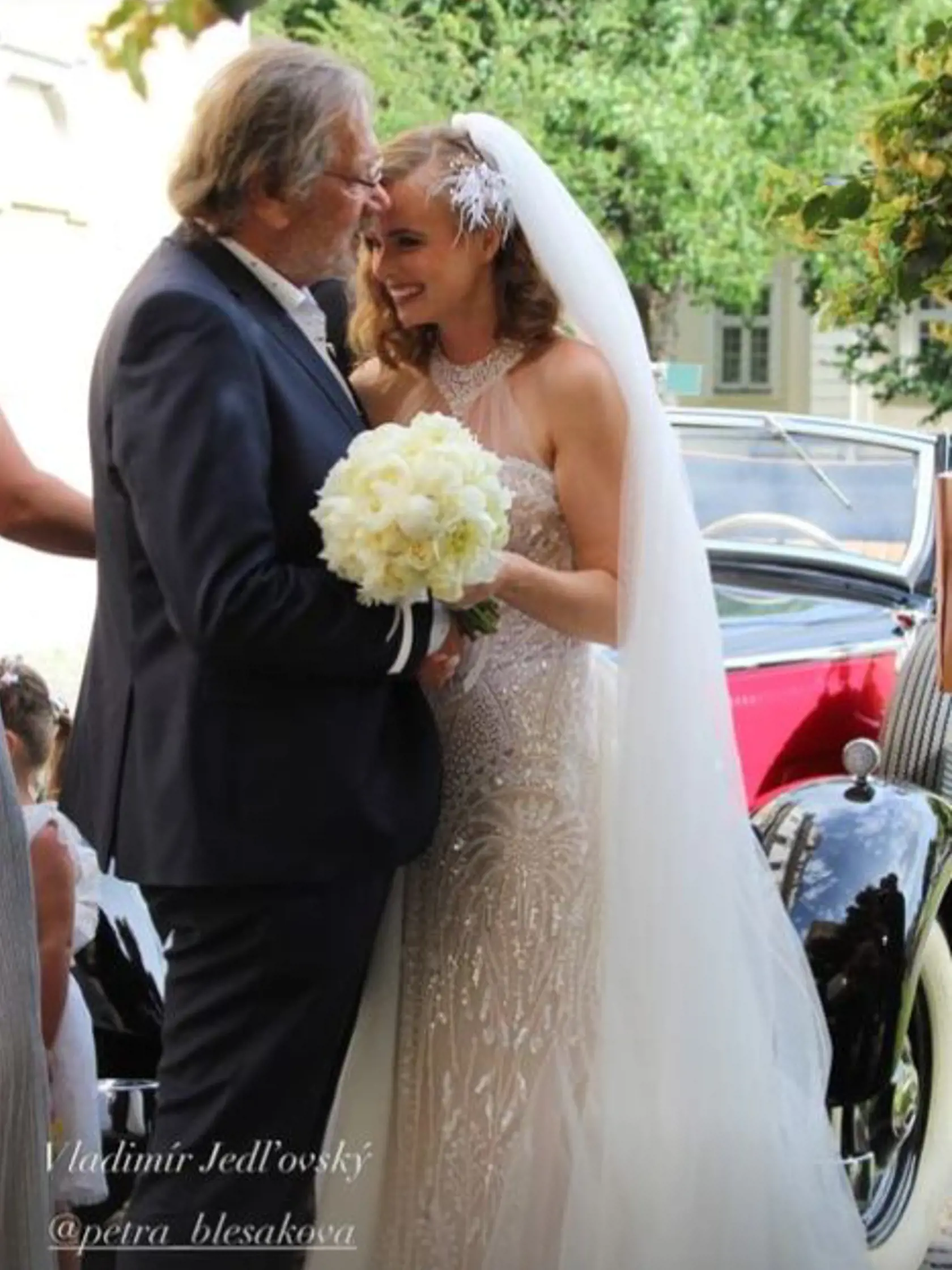 Petra sa vydala a bola z nej takáto nádherná nevesta!