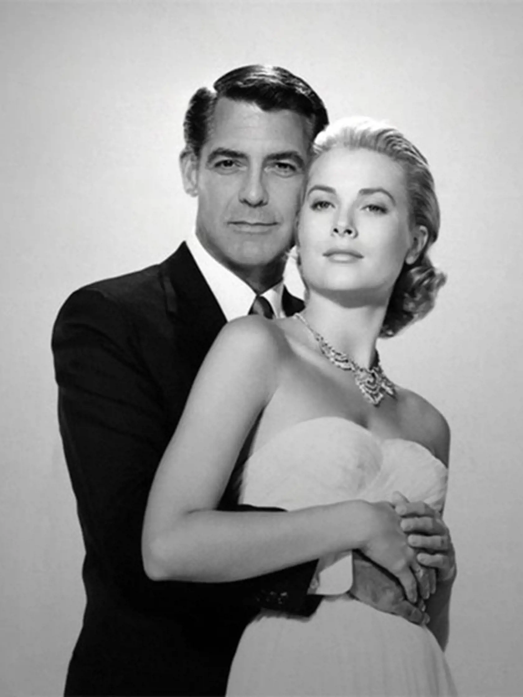 George Clooney by v nikdy nekončiacej ságe predostrel Grace Kelley jasný návrh. Buď monacké kráľovstvo, alebo sa sedemhlavého draka ani nedotknem!