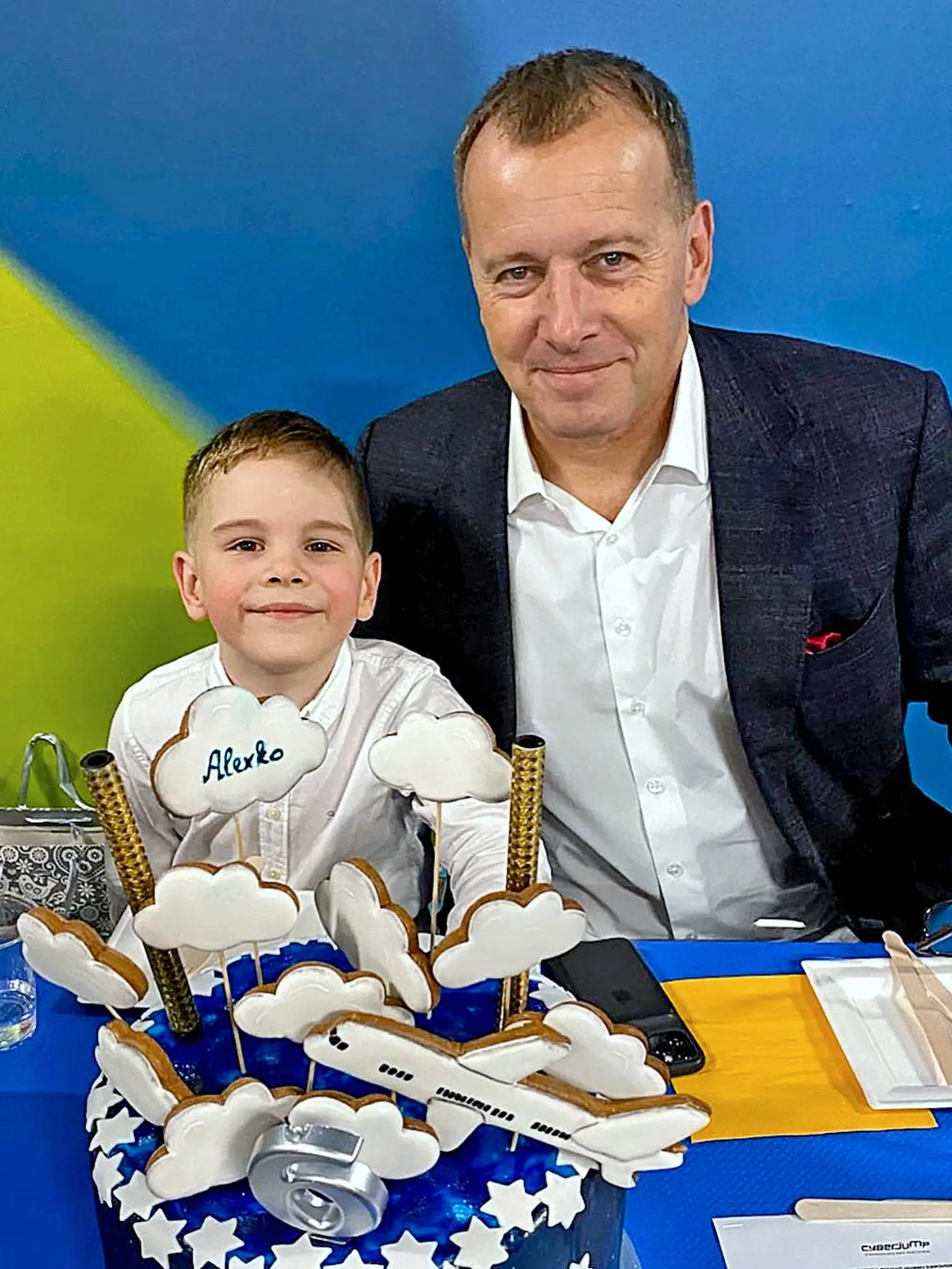 Politik sa pochválil chlapčekom, ktorého má so speváčkou. 