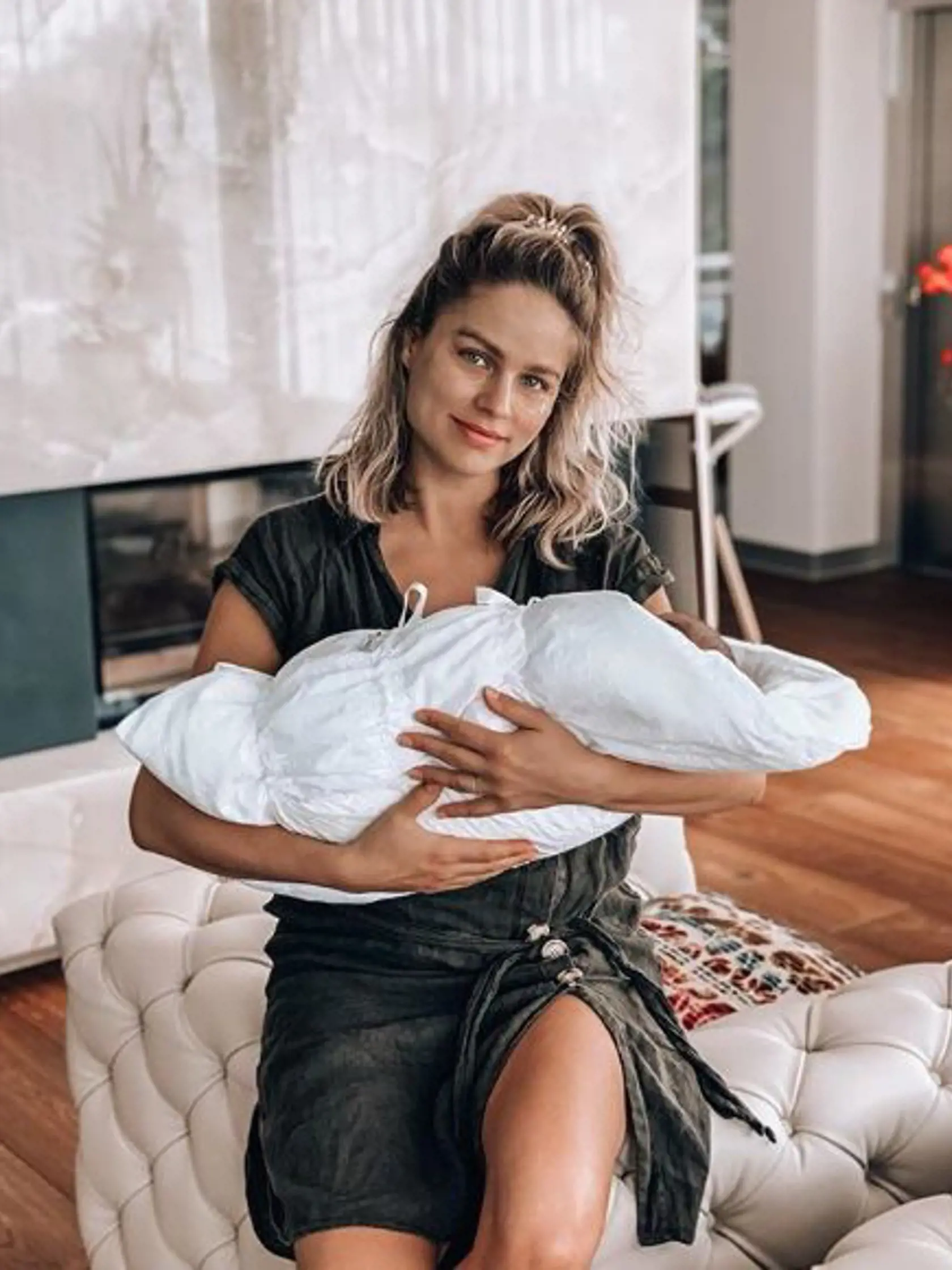 Ivana Gáborík s malou dcérkou Bellkou.