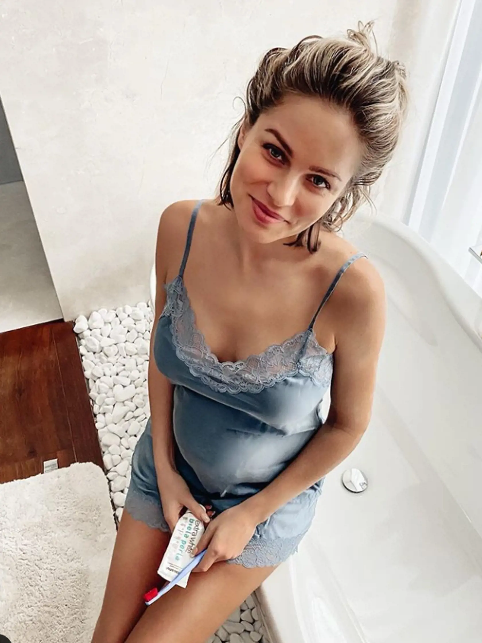 VAŇA S KAMIENKAMI Ivana Gáboríková má z kúpeľne hotové wellnes.