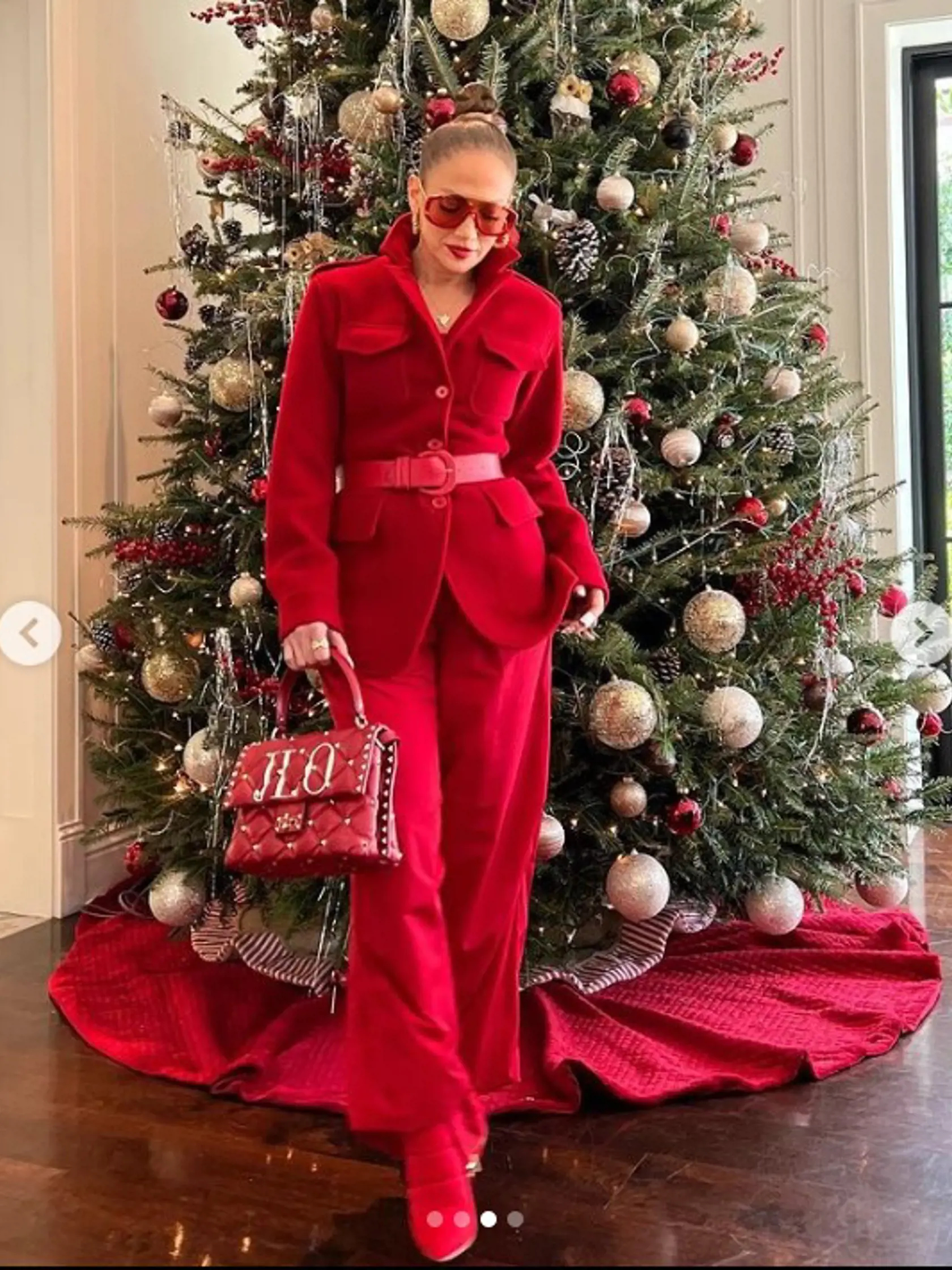 JLO so svojim stromčekom dokonca ladí