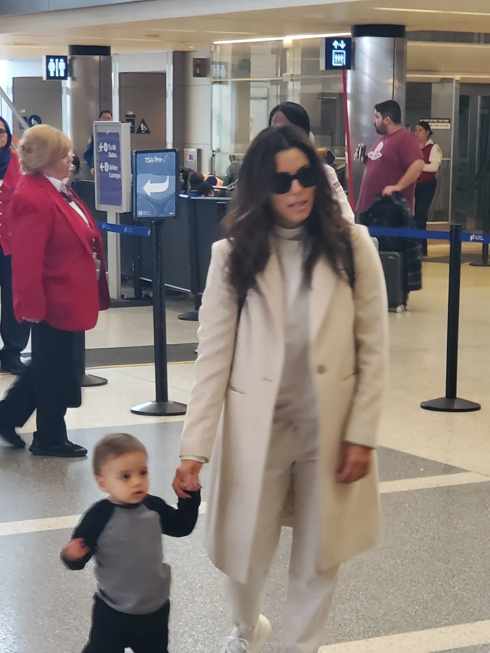 Eva Longoria so synom Santiagom