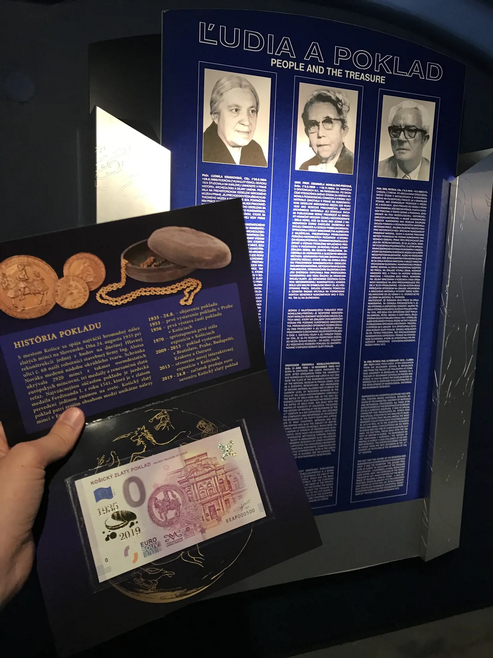 K 84. výročiu nájdenia Košického zlatého pokladu vydalo Východoslovenské múzeum bankovku s nulovou hodnotou s príznačným motívom.