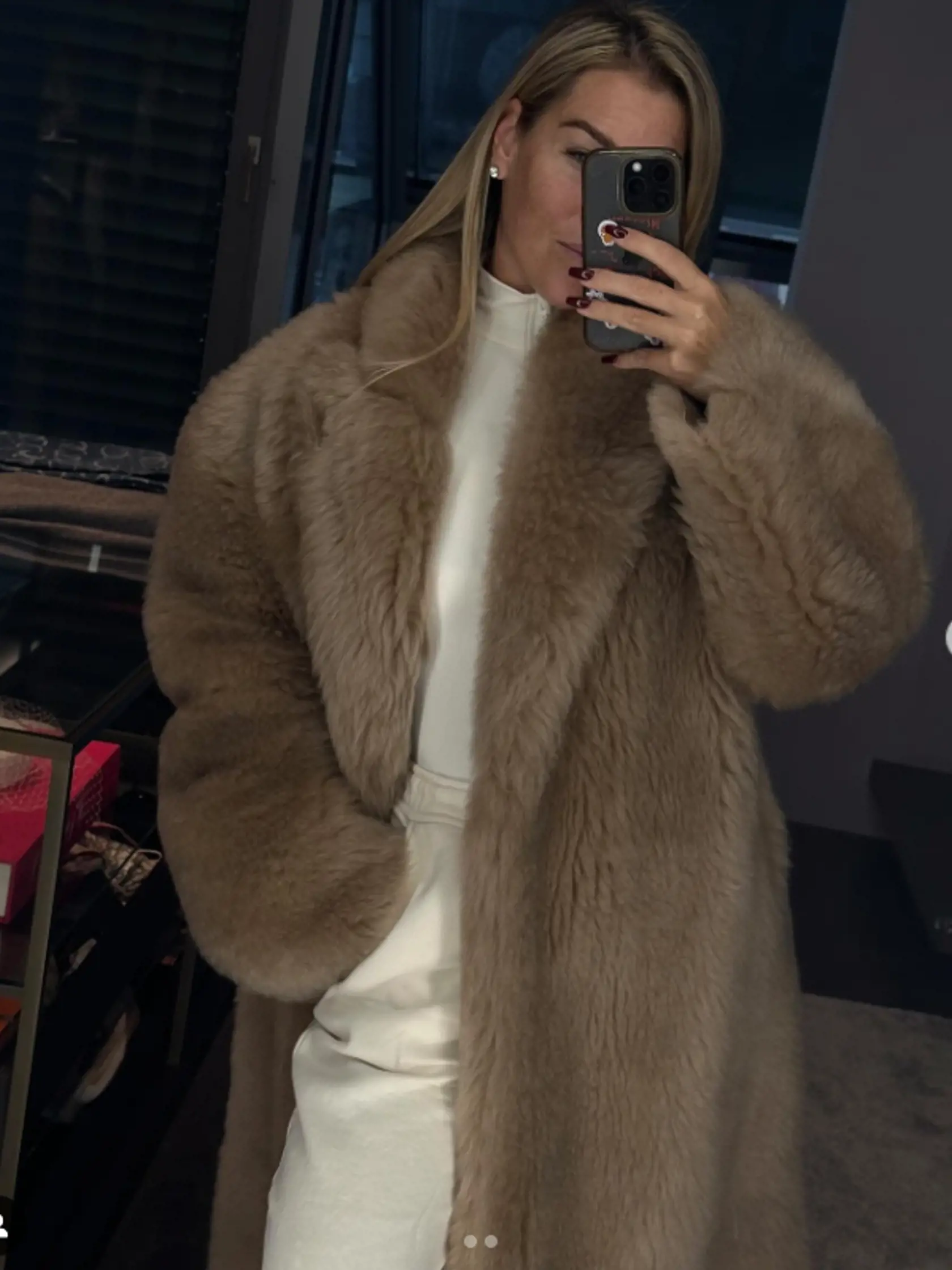 Dominika má rada luxusné kožuchy. 