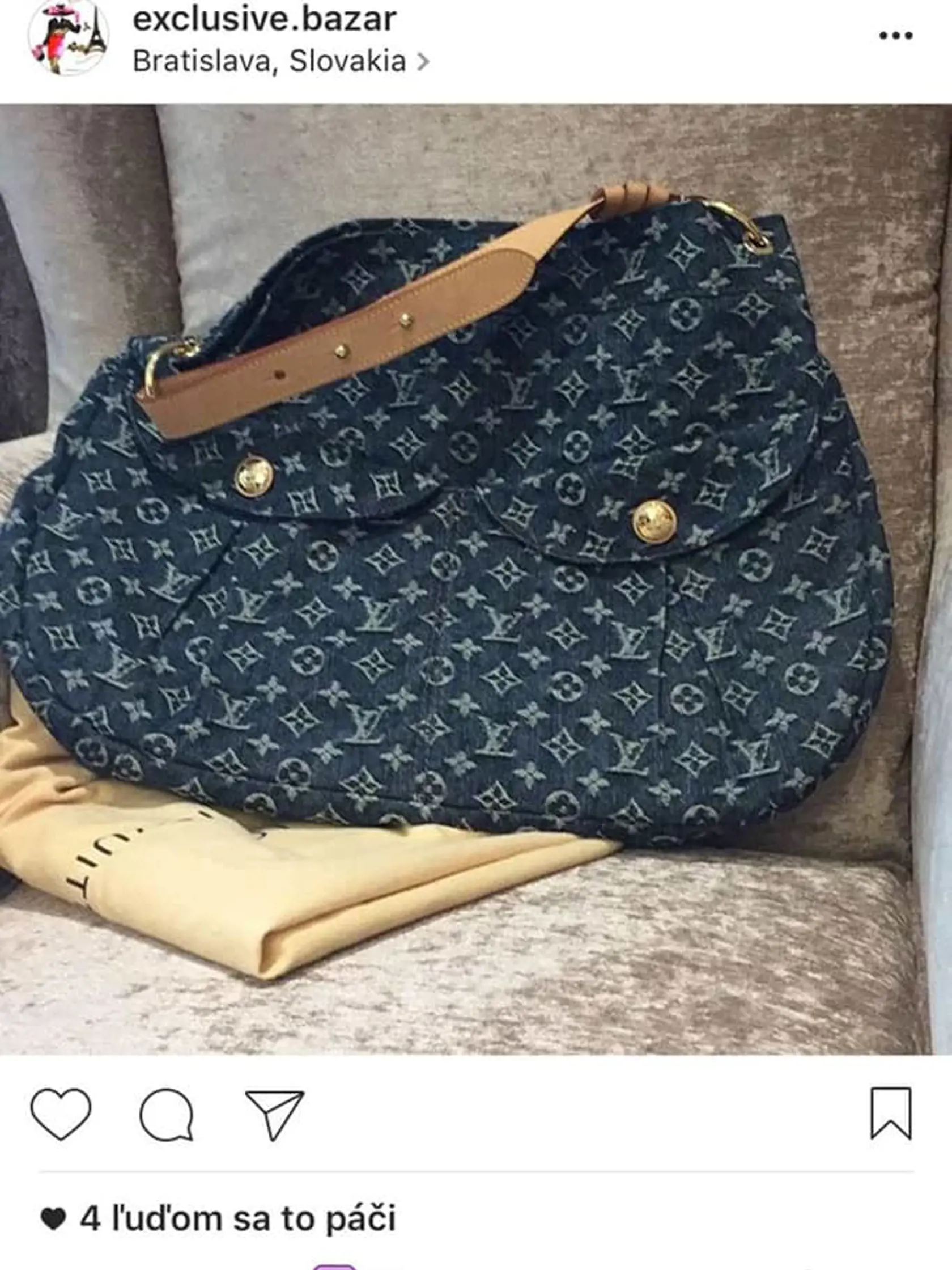 V bazáre nájdete aj takýto skvost - denim kabelku LV.