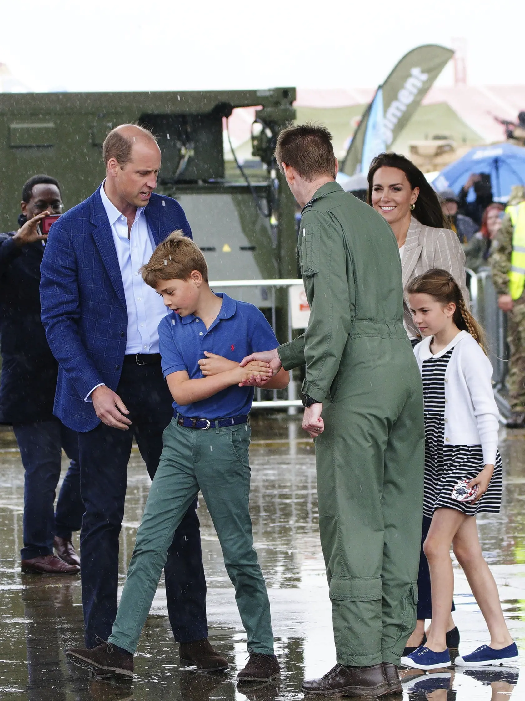 William by podľa špekulácií AI mohol abdikovať a prenechať trón Georgeovi.