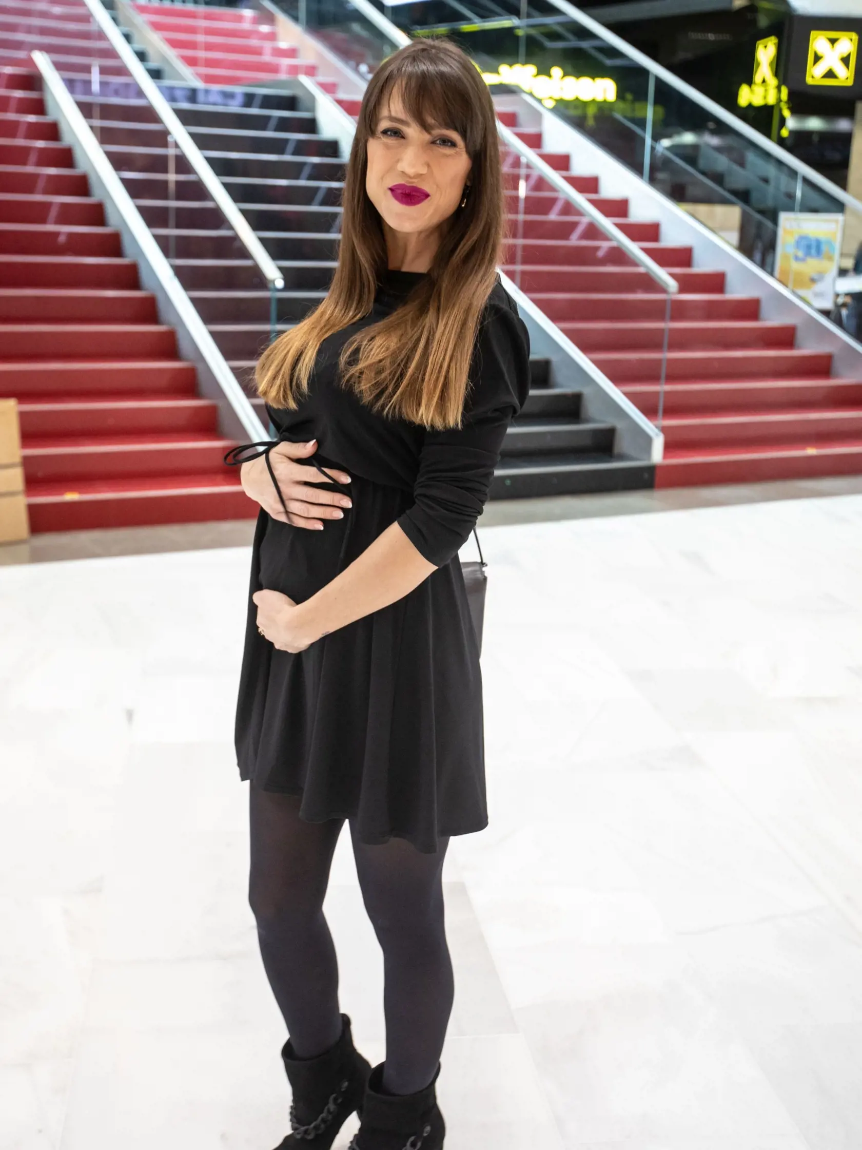 Speváčka Suzie Hroncová hrdo pózovala s tehotenským bruškom. 