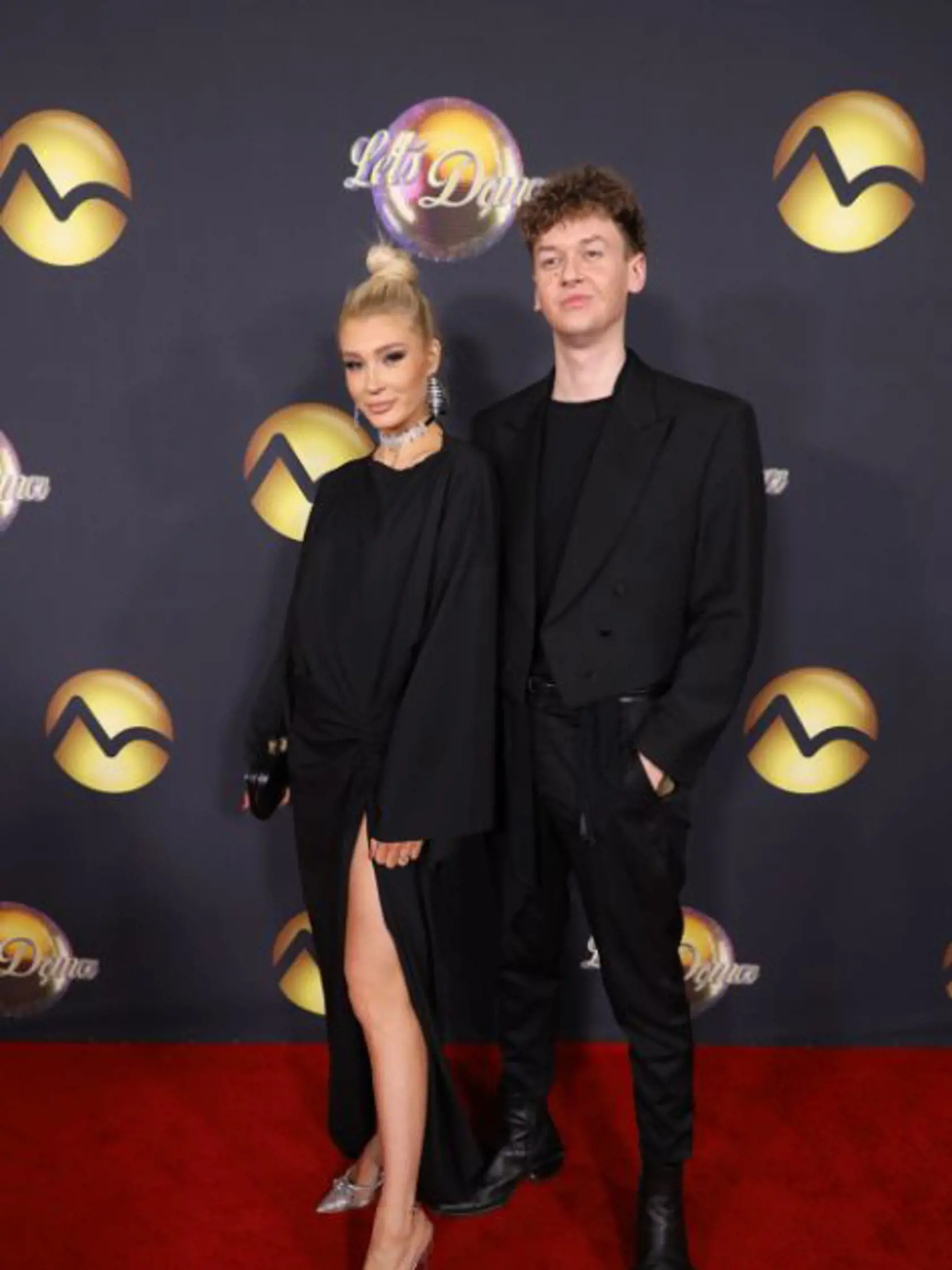 6. kolo Let's Dance: Na snímke riaditeľ Miss Slovensko Michael Kováčik s exmisskou Sylviou Šulíkovou.